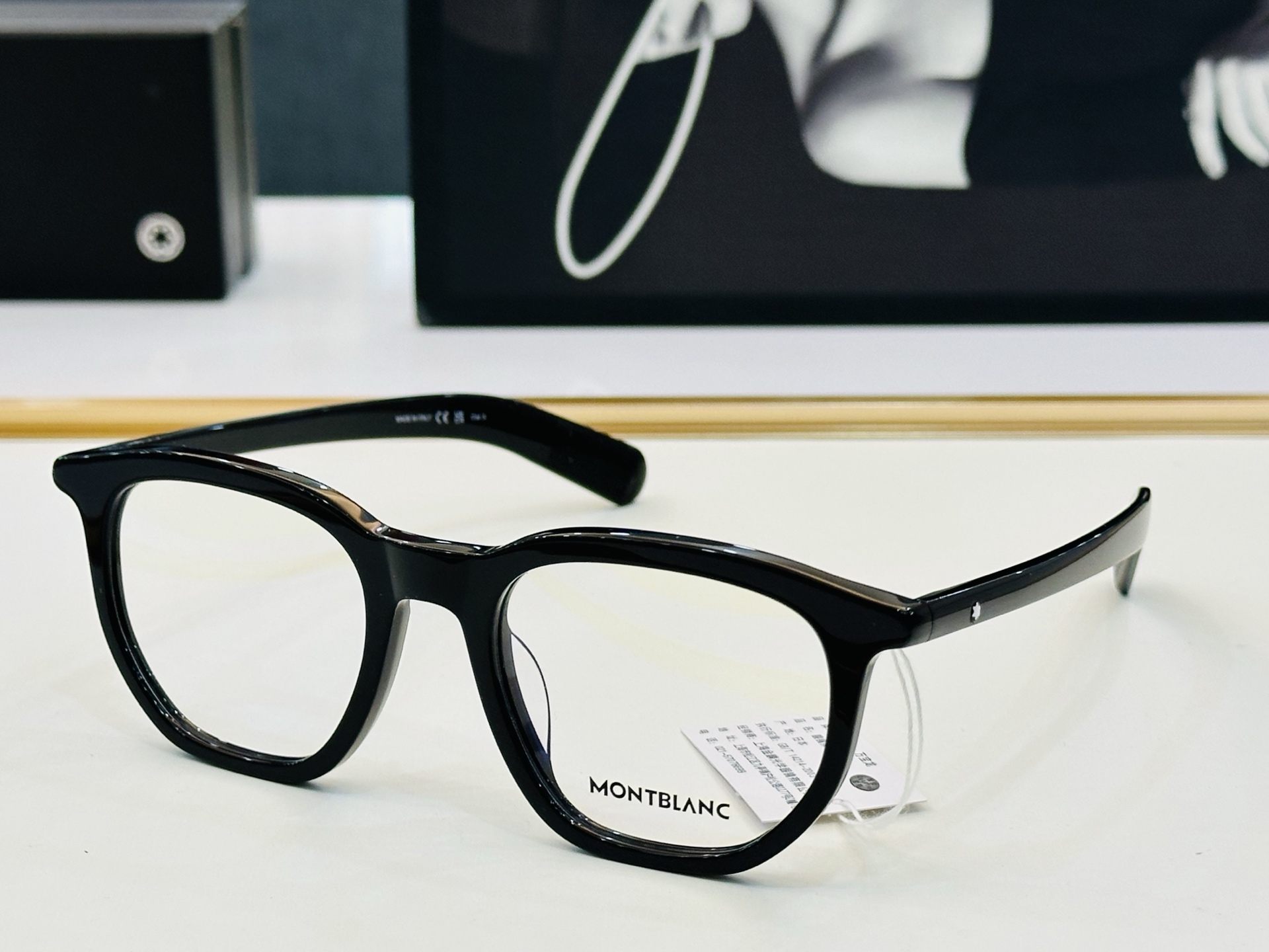 官网新品 MONTBLANC 万宝龙 MB0352S   Size：50口19-145   做工精良 👍