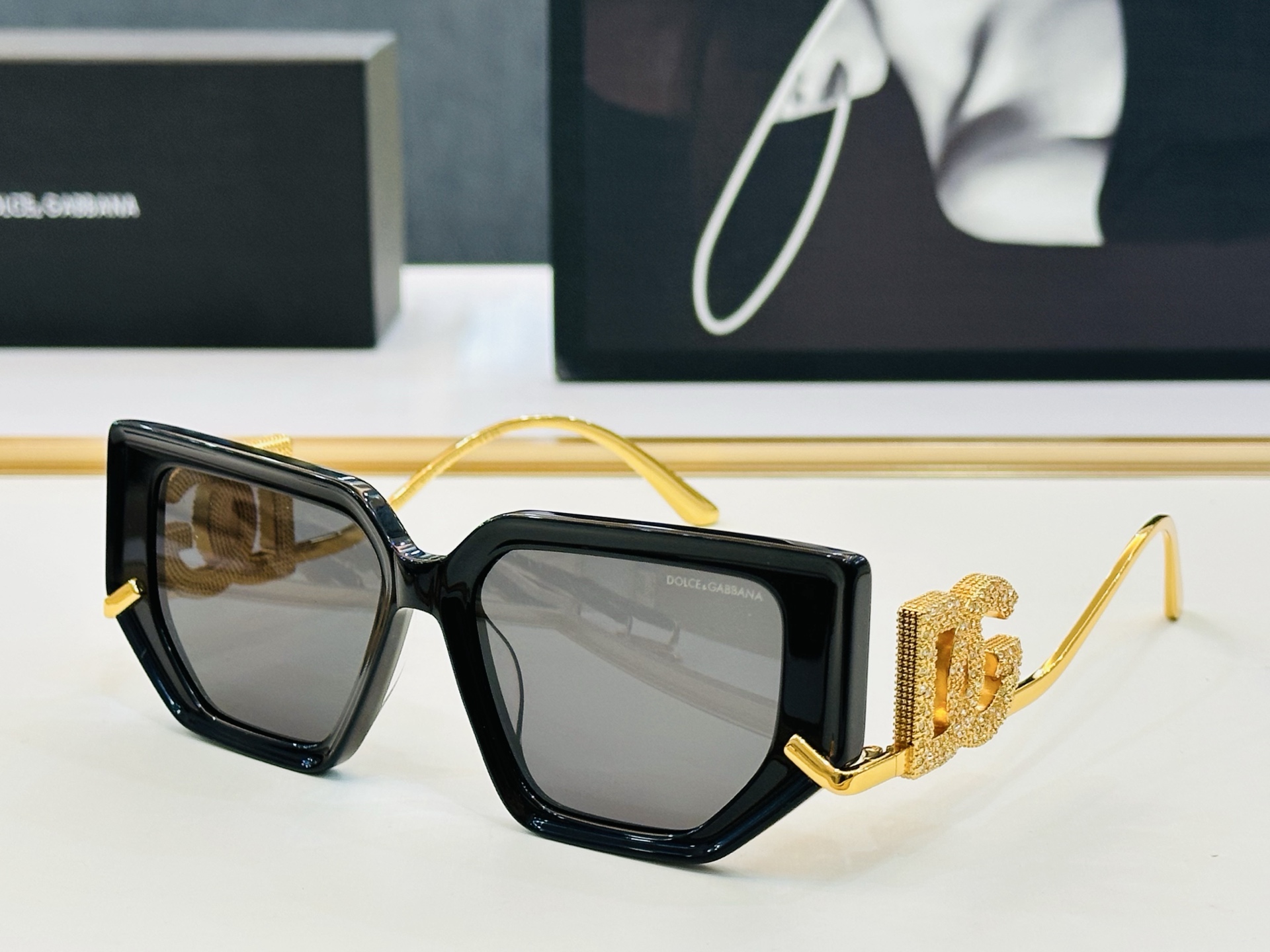DOLCE&GABBANA* 杜家 DG6663 size：52口16-140  质量杠杠的 👍喜欢的快