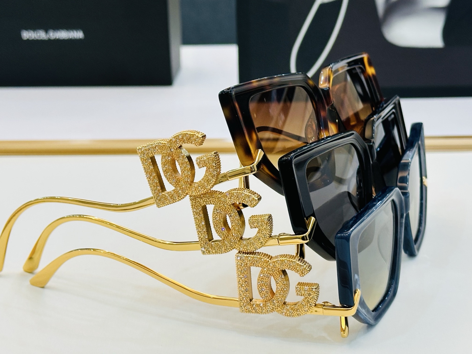 DOLCE&GABBANA* 杜家 DG6663 size：52口16-140  质量杠杠的 👍喜欢的快