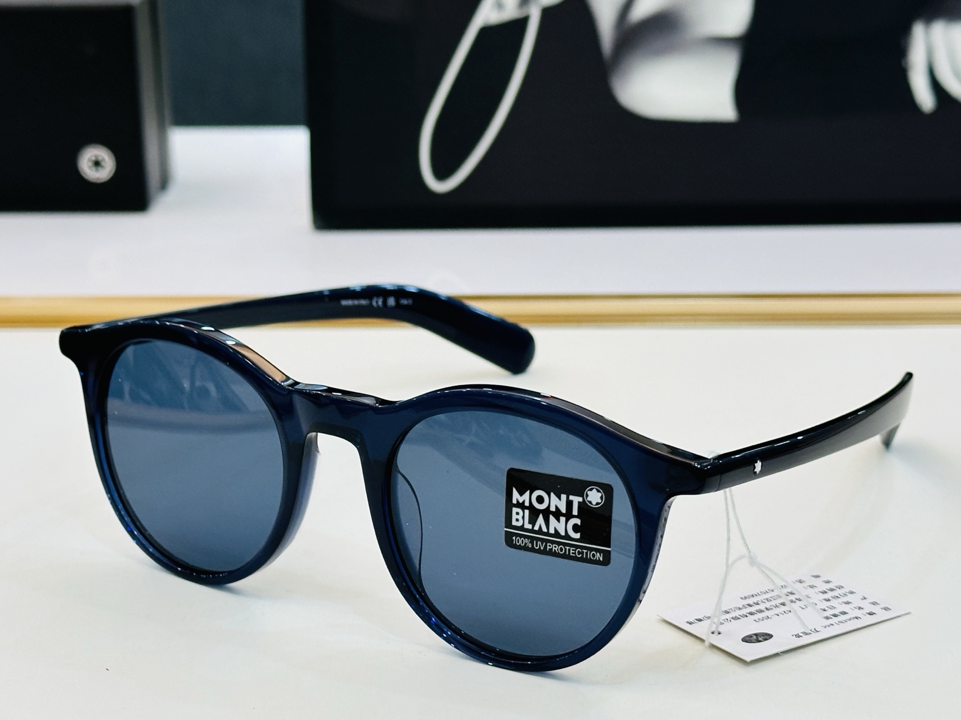 官网新品 MONTBLANC 万宝龙 MB0353S  Size：49口20-145   做工精良 👍👍