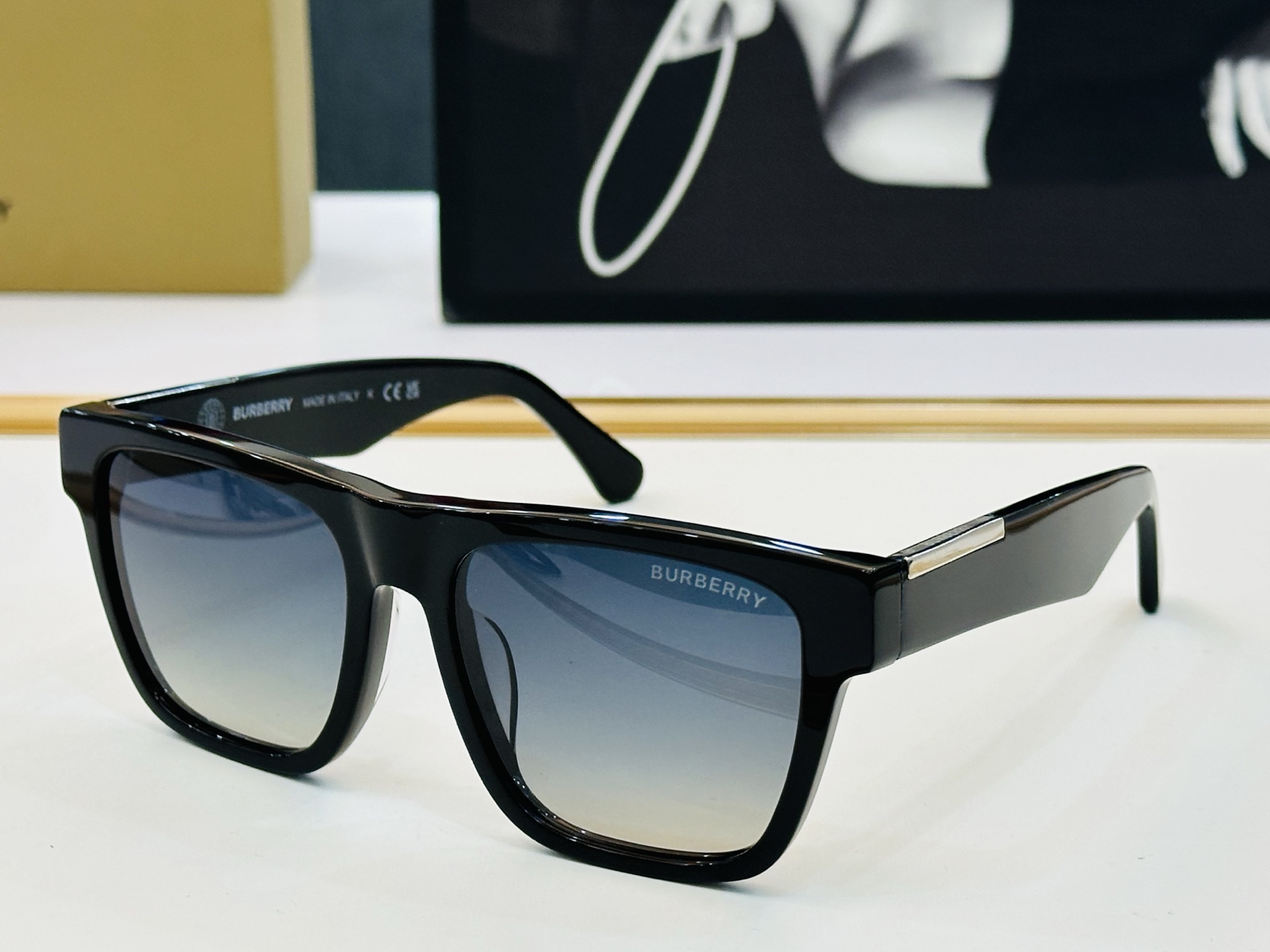 新款 BURBERR*🔻巴家 BE4438   百搭镜架Size：54口18-140   高品质 到货 