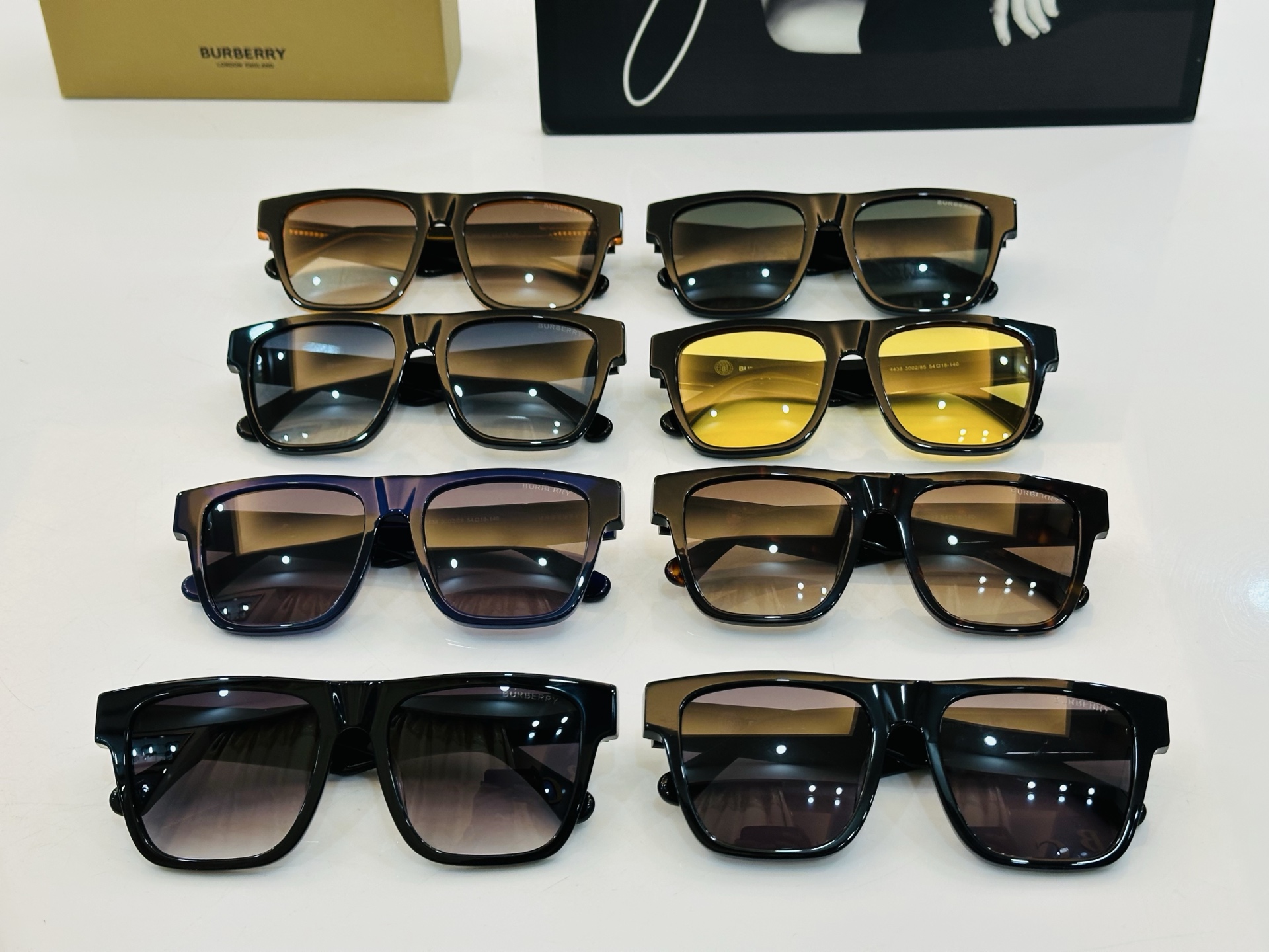 新款 BURBERR*🔻巴家 BE4438   百搭镜架Size：54口18-140   高品质 到货 