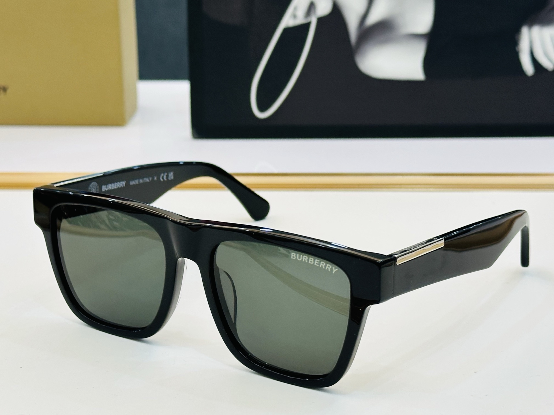新款 BURBERR*🔻巴家 BE4438   百搭镜架Size：54口18-140   高品质 到货 