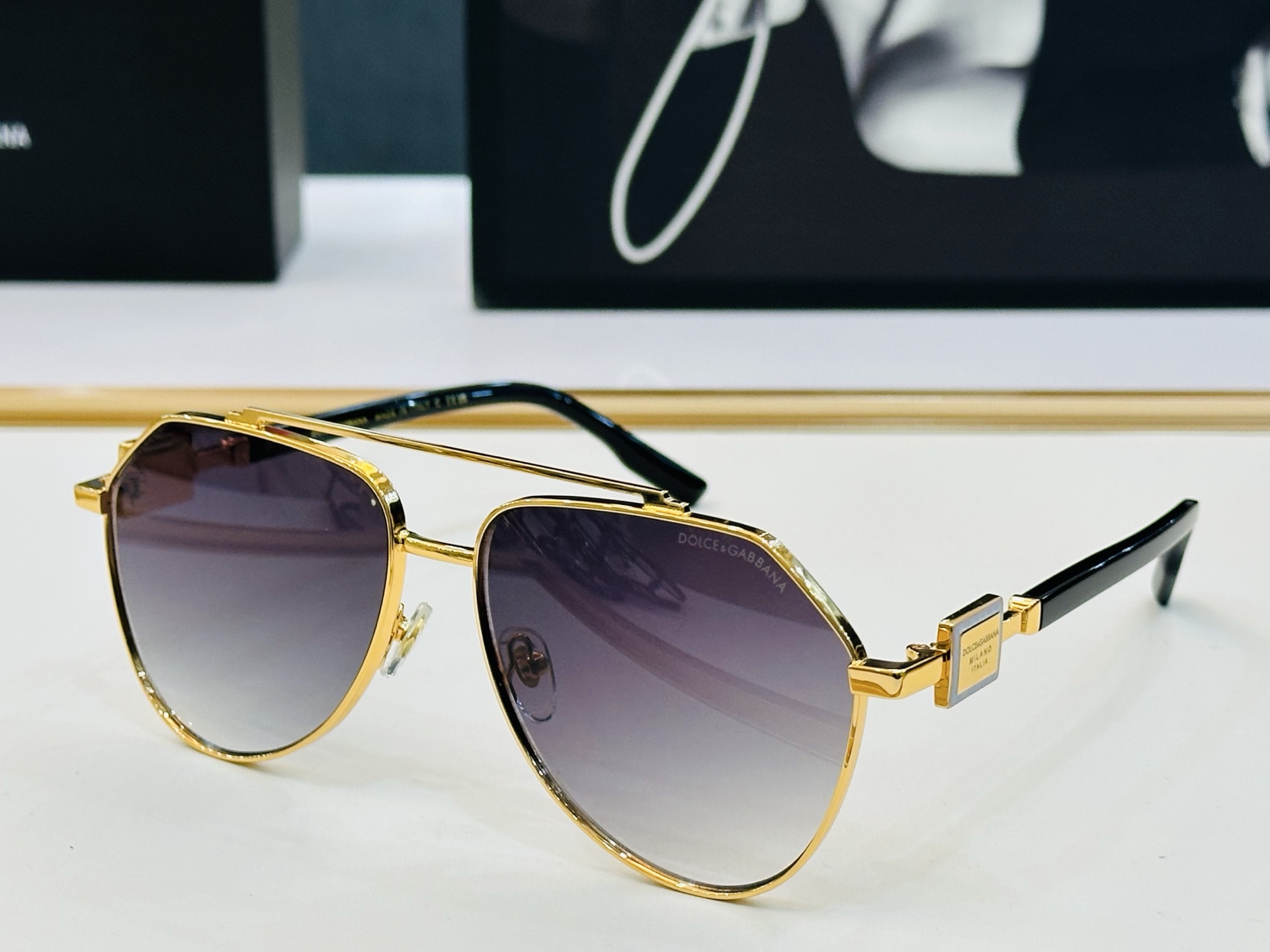 🆕 官网款 🔺DOLCE&GABBAN*🔻DG2315   Size：59口15-143    新颖独特