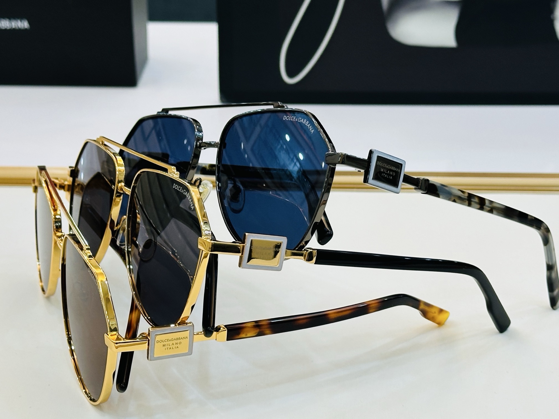 🆕 官网款 🔺DOLCE&GABBAN*🔻DG2315   Size：59口15-143    新颖独特