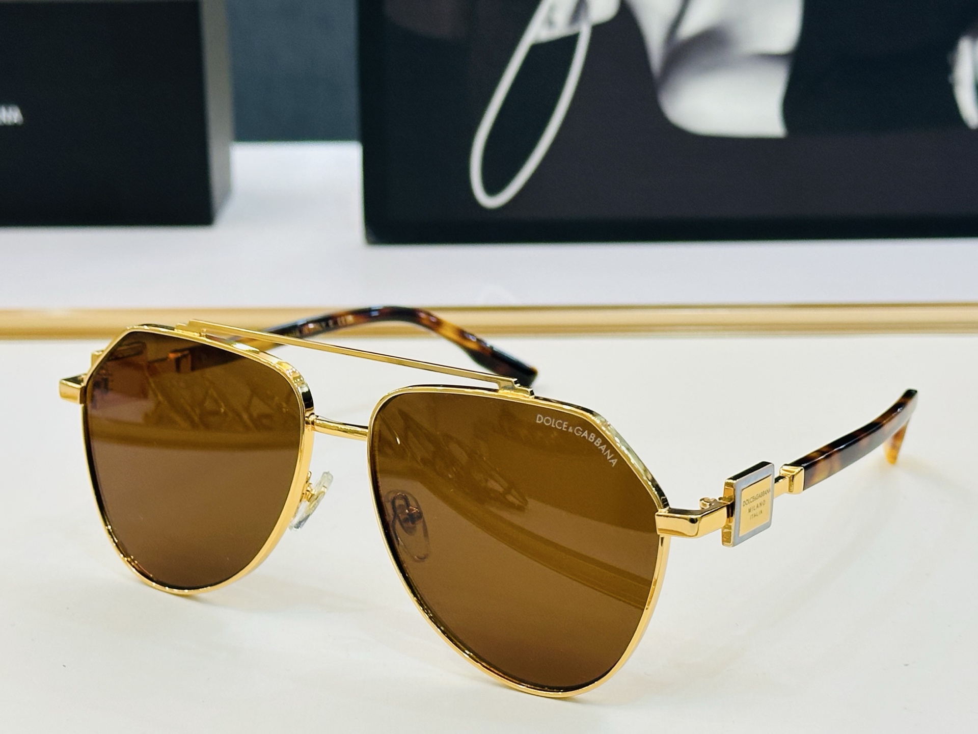 🆕 官网款 🔺DOLCE&GABBAN*🔻DG2315   Size：59口15-143    新颖独特