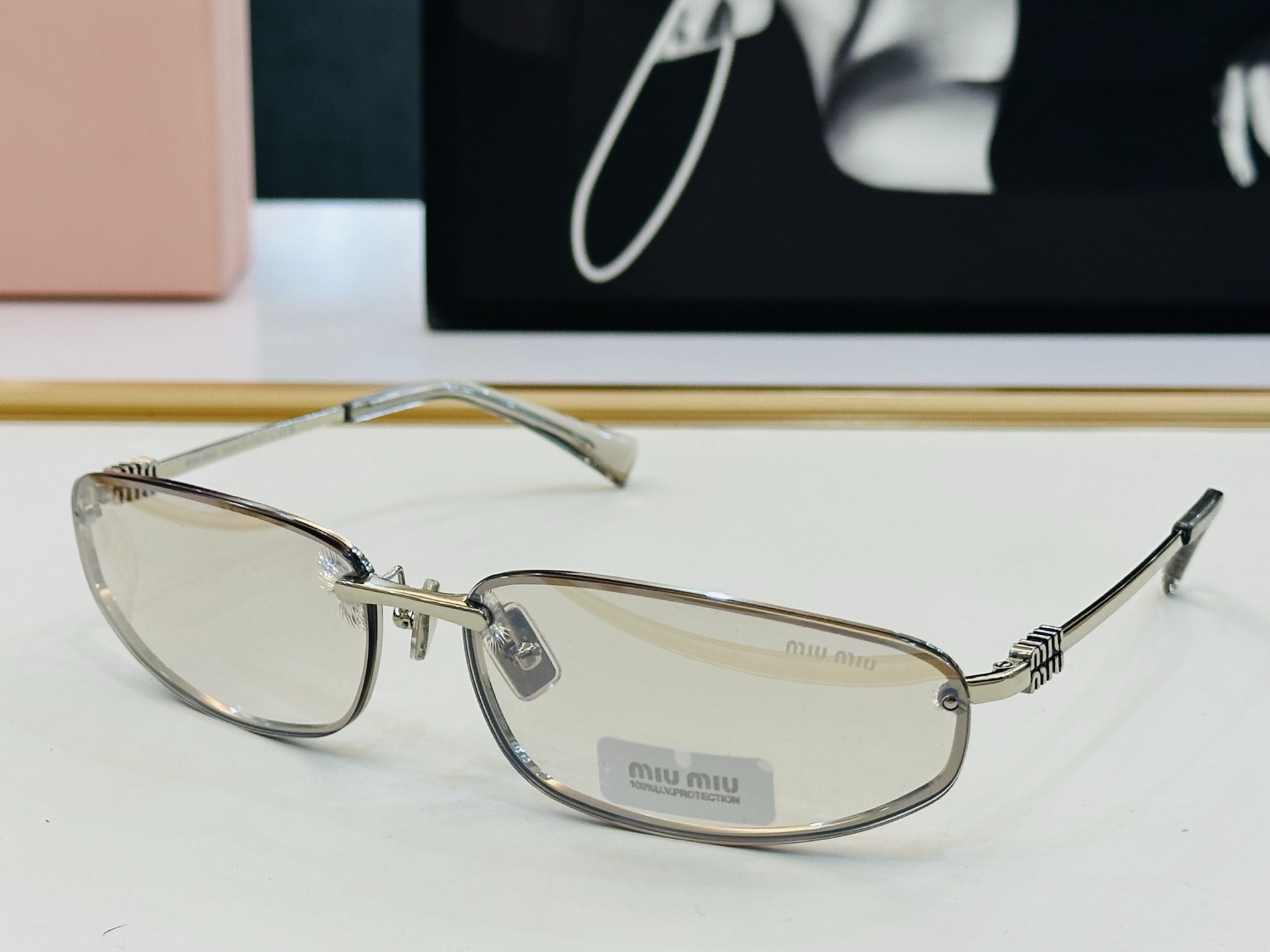 谬家 SMU A50 Size：68口15-130 女士太阳眼镜 镂空型玫瑰玫瑰 高档 E时尚墨镜潮人强