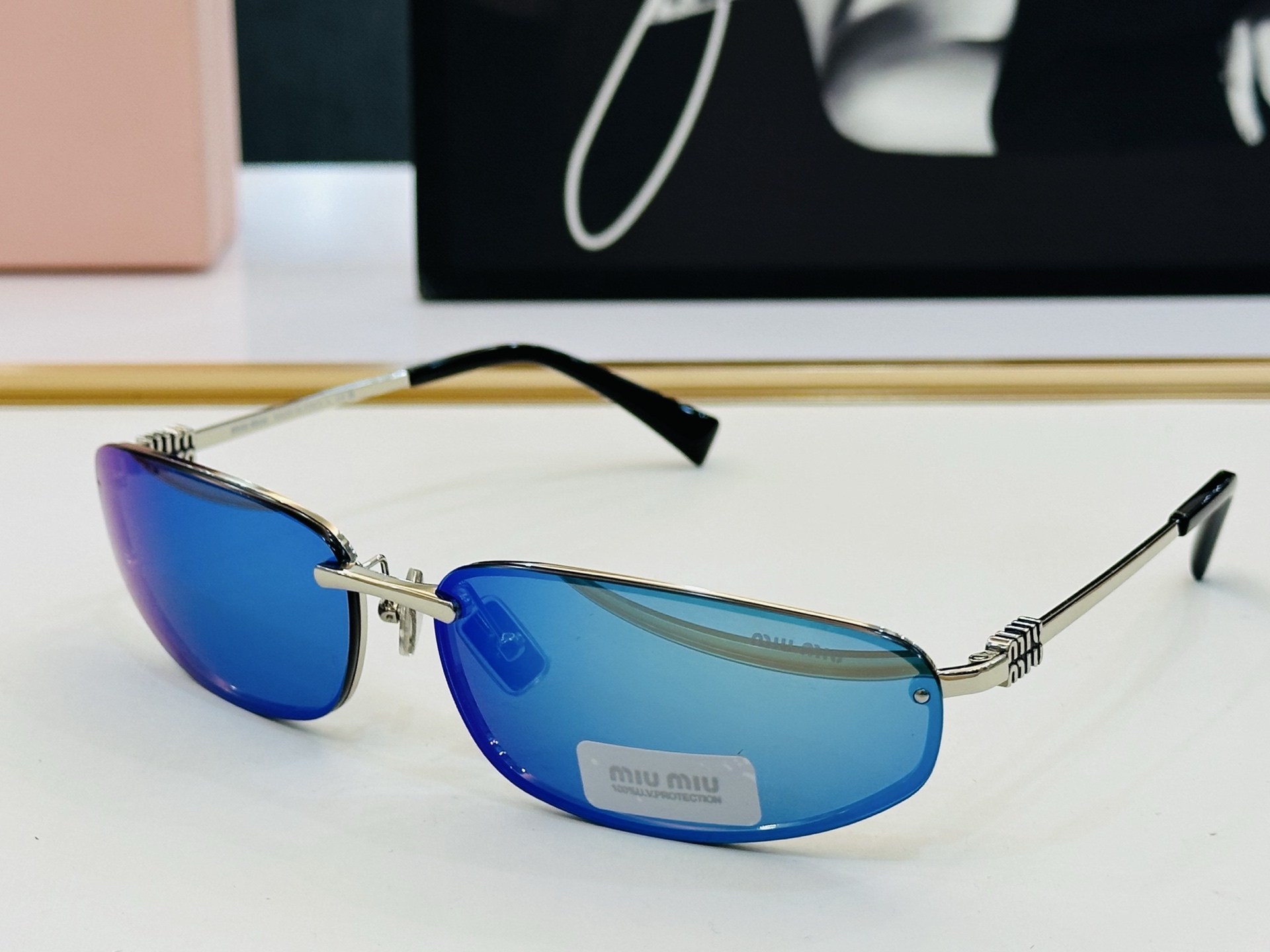 谬家 SMU A50 Size：68口15-130 女士太阳眼镜 镂空型玫瑰玫瑰 高档 E时尚墨镜潮人强