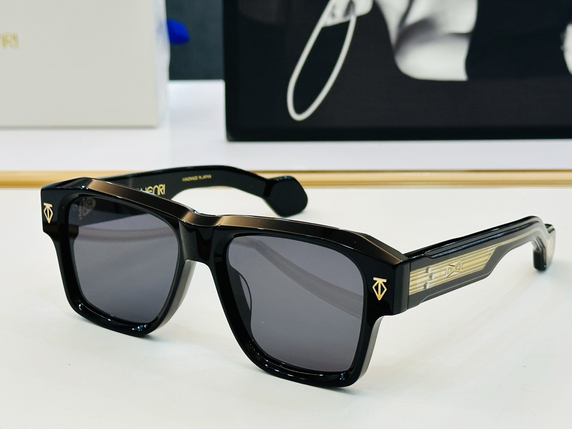 qj THENRI 
MODELESTOQUE  
SIZE55口18-149
配盒 