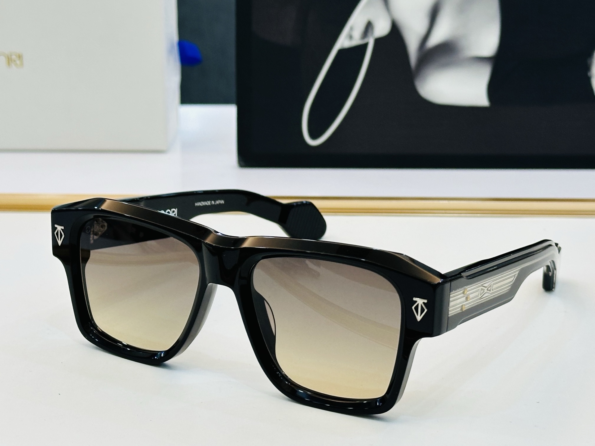 qj THENRI 
MODELESTOQUE  
SIZE55口18-149
配盒 