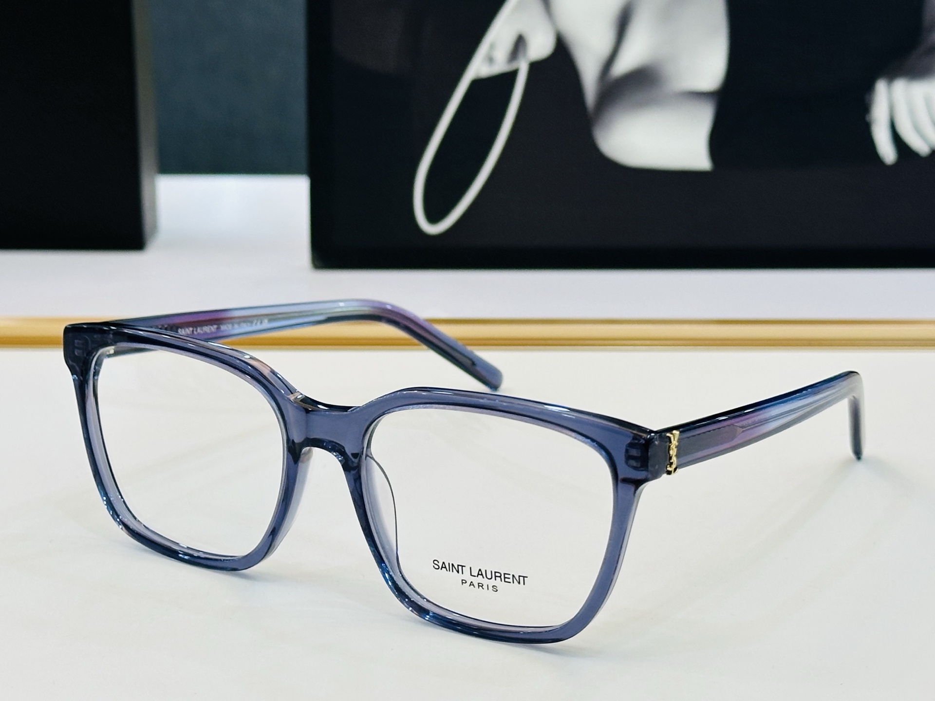 新款 YSL圣罗兰方形墨镜 🍎 SLM129 🍎Size：54口18-145 新品 百搭版型Z 做工细节