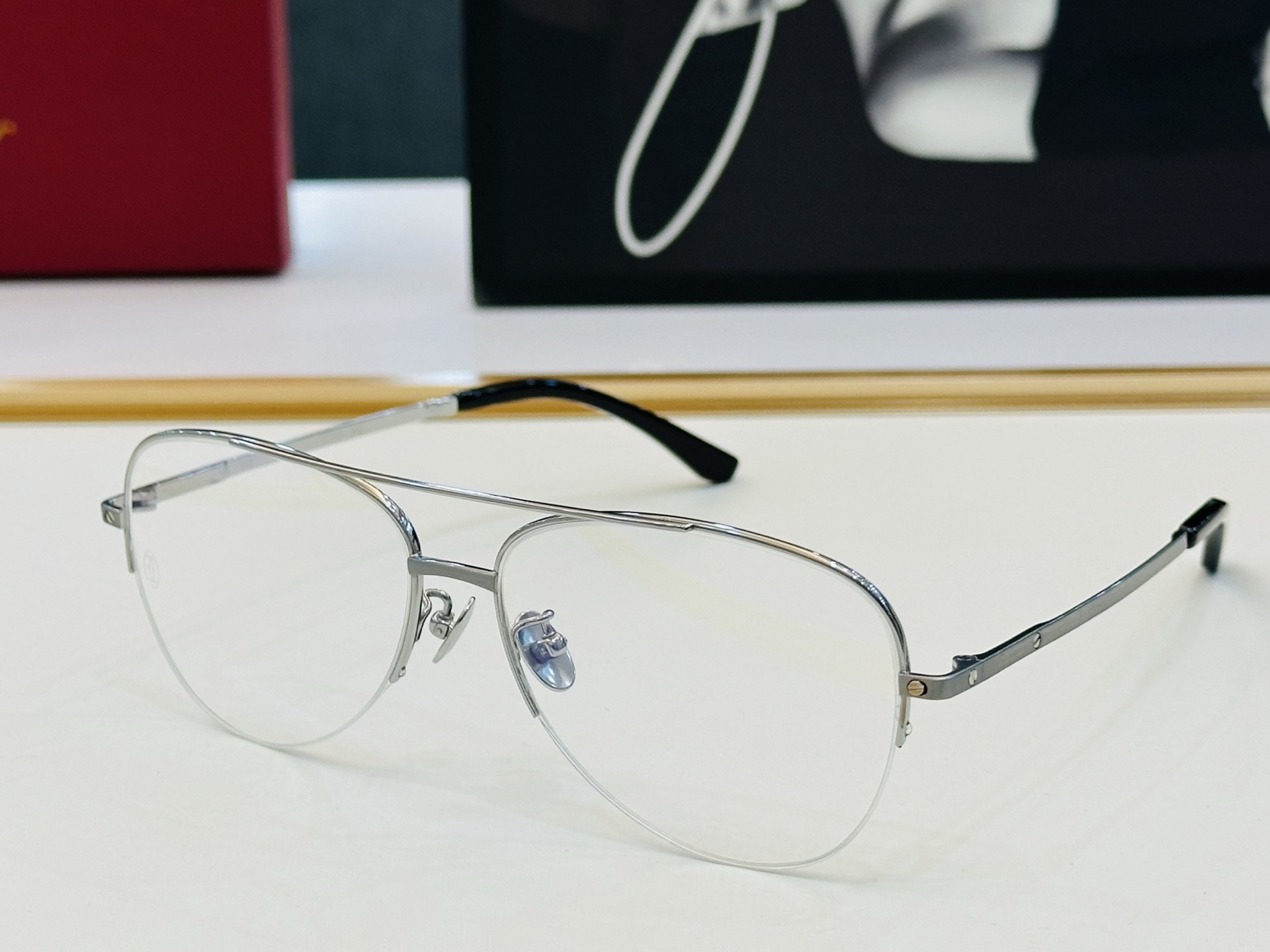 🆕 原版Cartie* 卡家 官网经典款 太阳镜 CT2560 Size：58口15-145 电镀工艺精
