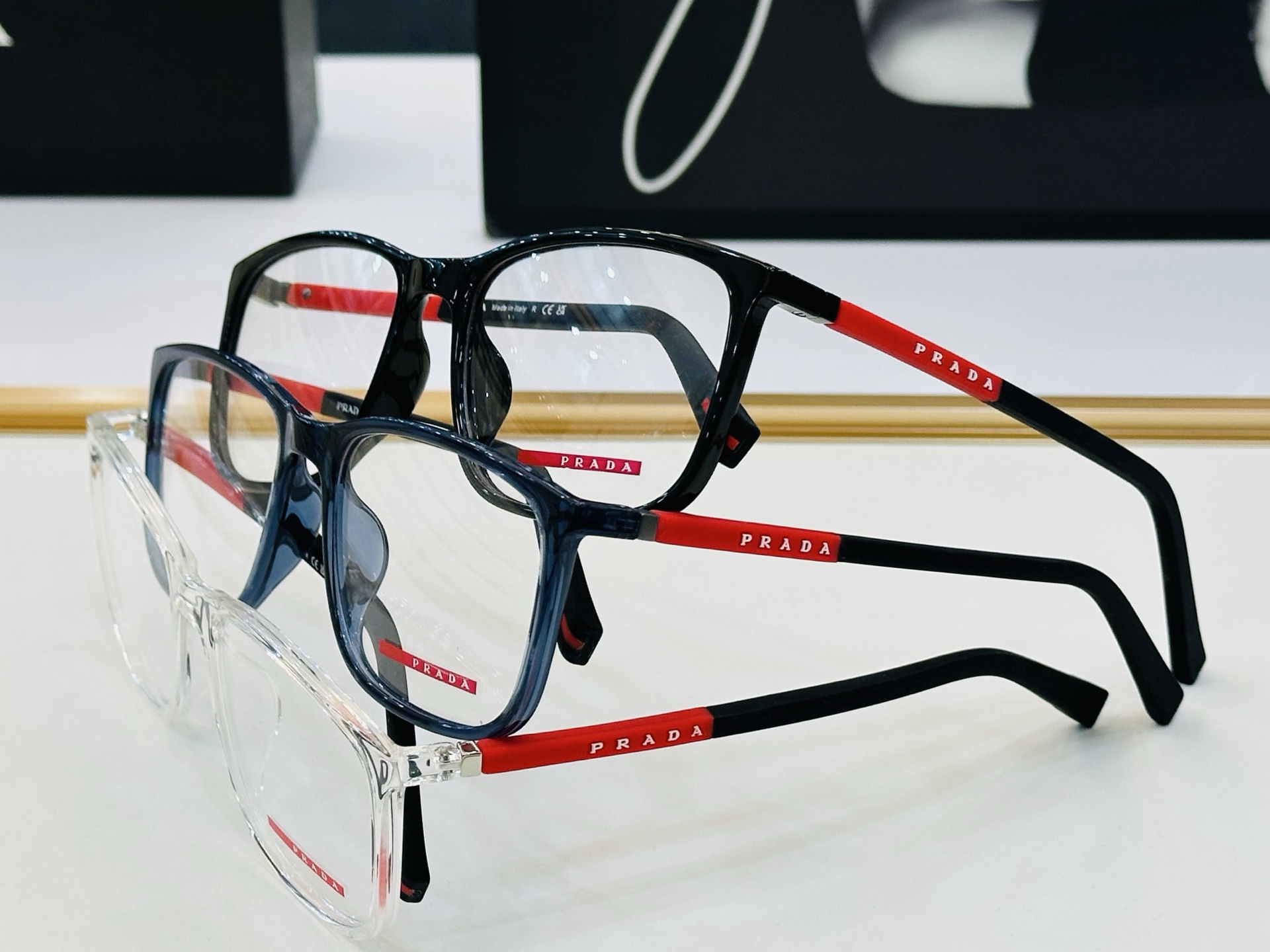 🔺PRAD*🔻普家 VPS03Q Size：55口18-145 眼镜系列堪称精湛制作 彰显独特个 W 最