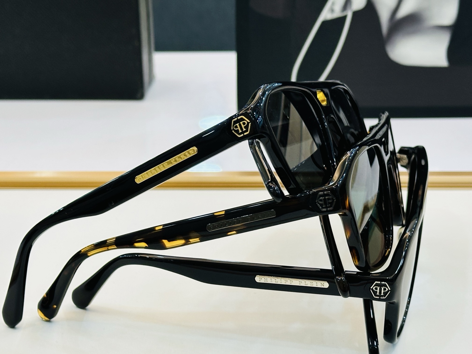 PHILIPP PLEIN SPM
SIZE54口17-145   
C🔝🔝