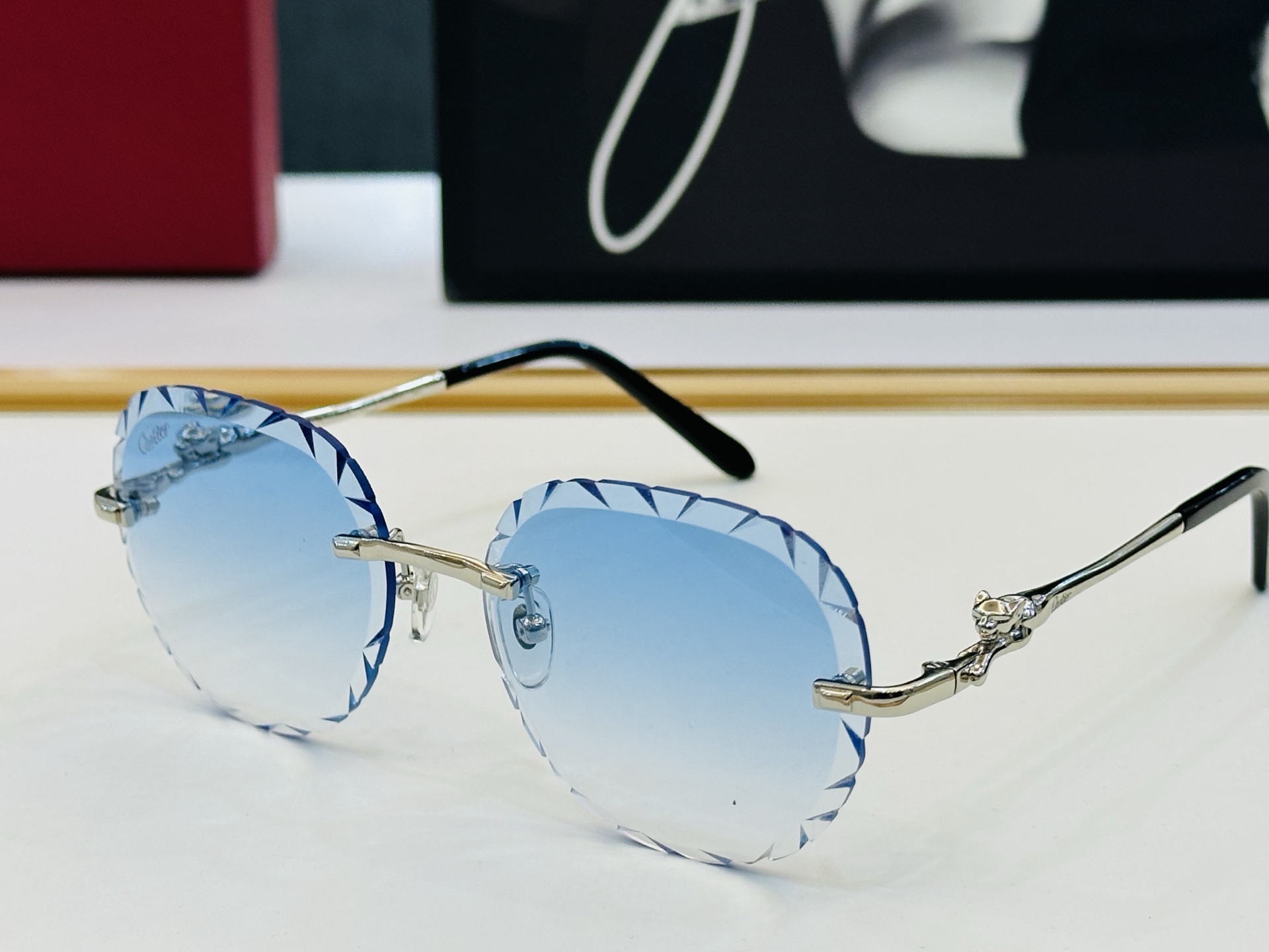🆕 原版Cartie* 卡家 官网经典款 太阳镜 CT0281O Size：55口18-135  电镀工