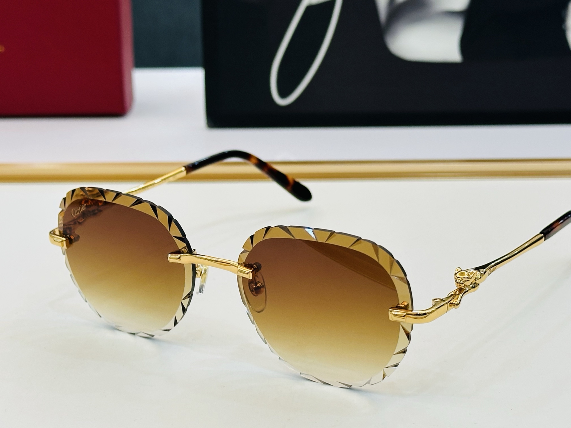 🆕 原版Cartie* 卡家 官网经典款 太阳镜 CT0281O Size：55口18-135  电镀工