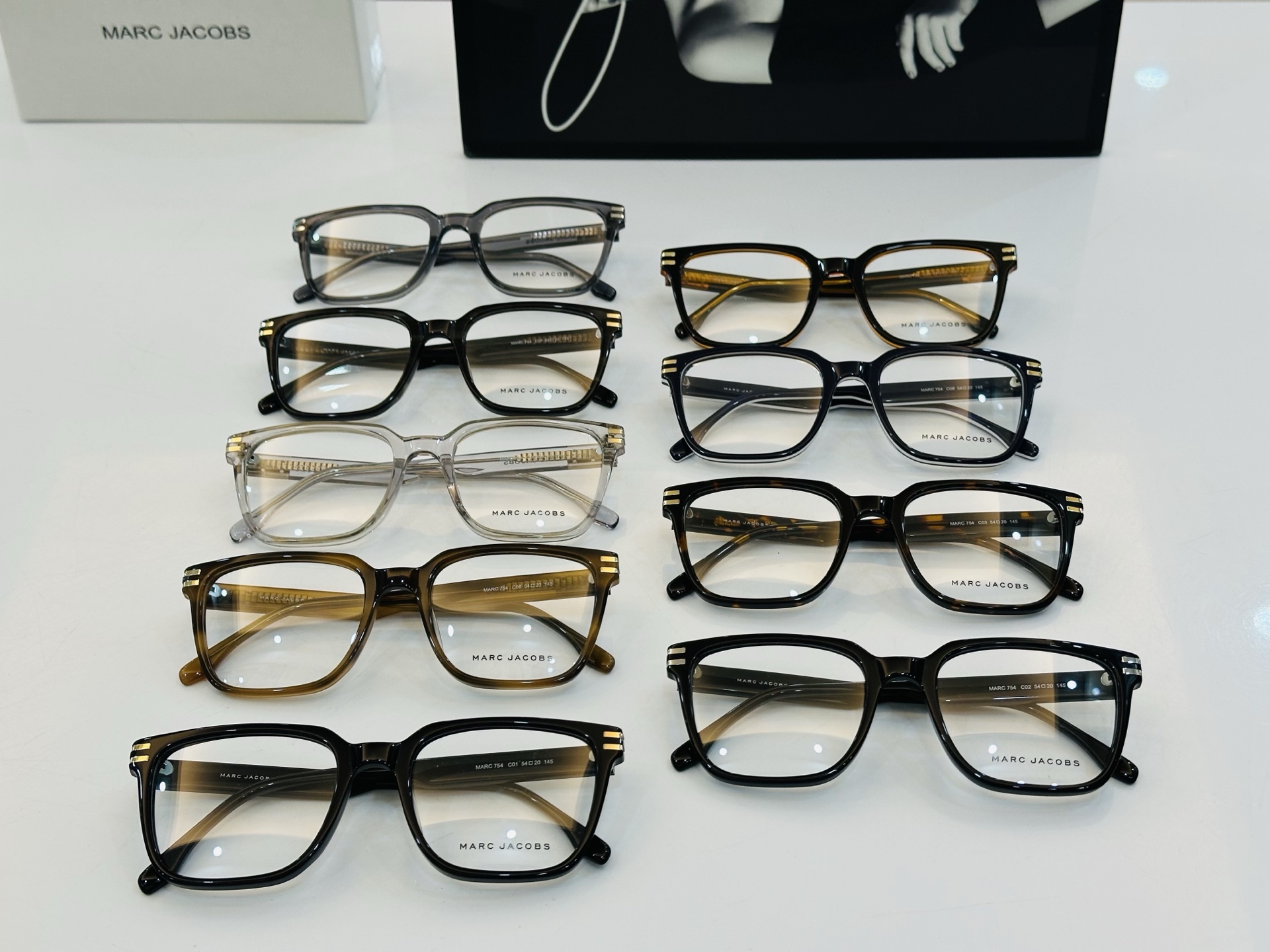 Marc jacobs 马杰家 MARC754  Size：54口20-145 采用今年流行的板材 L完