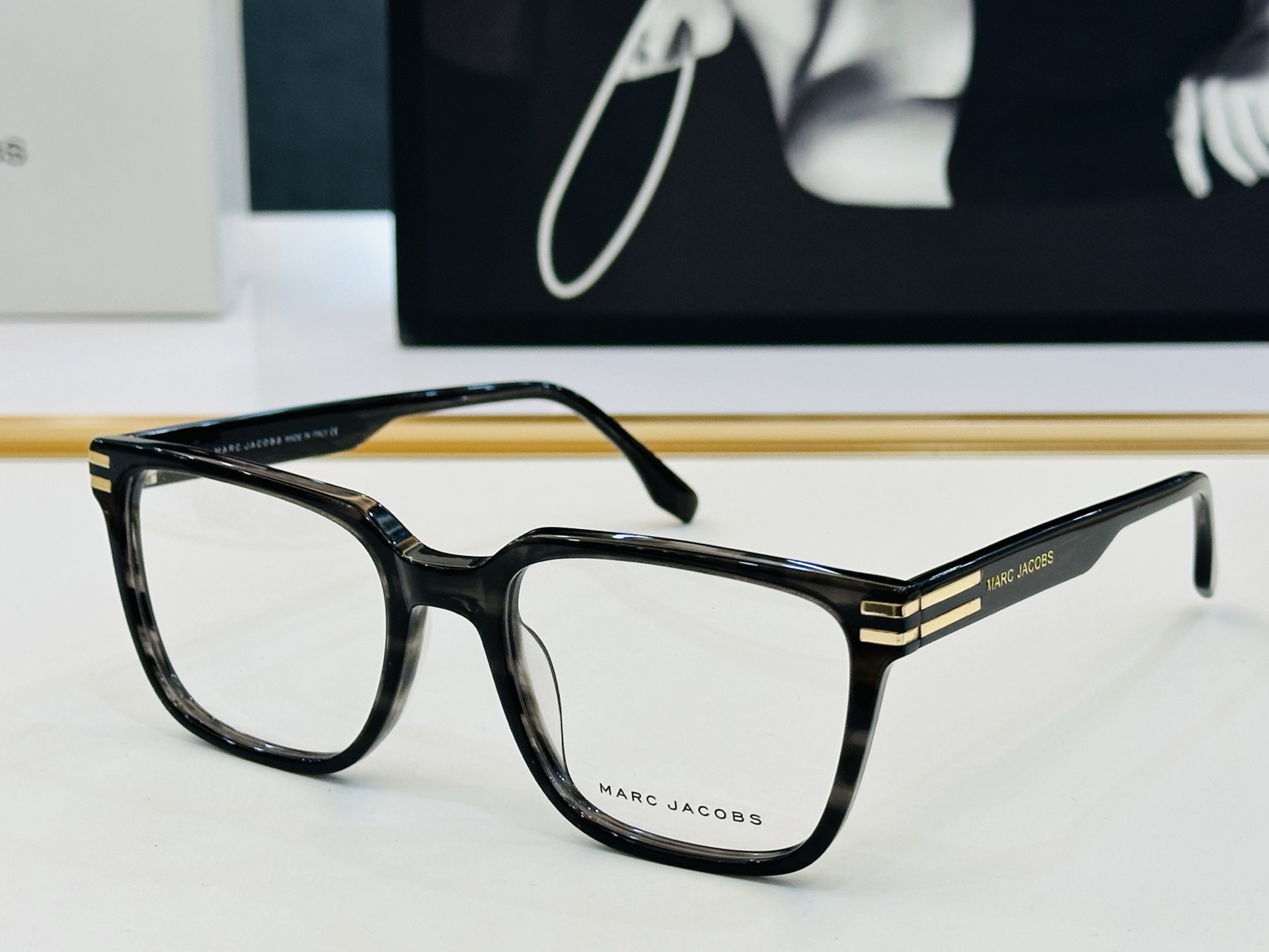 Marc jacobs 马杰家 MARC754  Size：54口20-145 采用今年流行的板材 L完