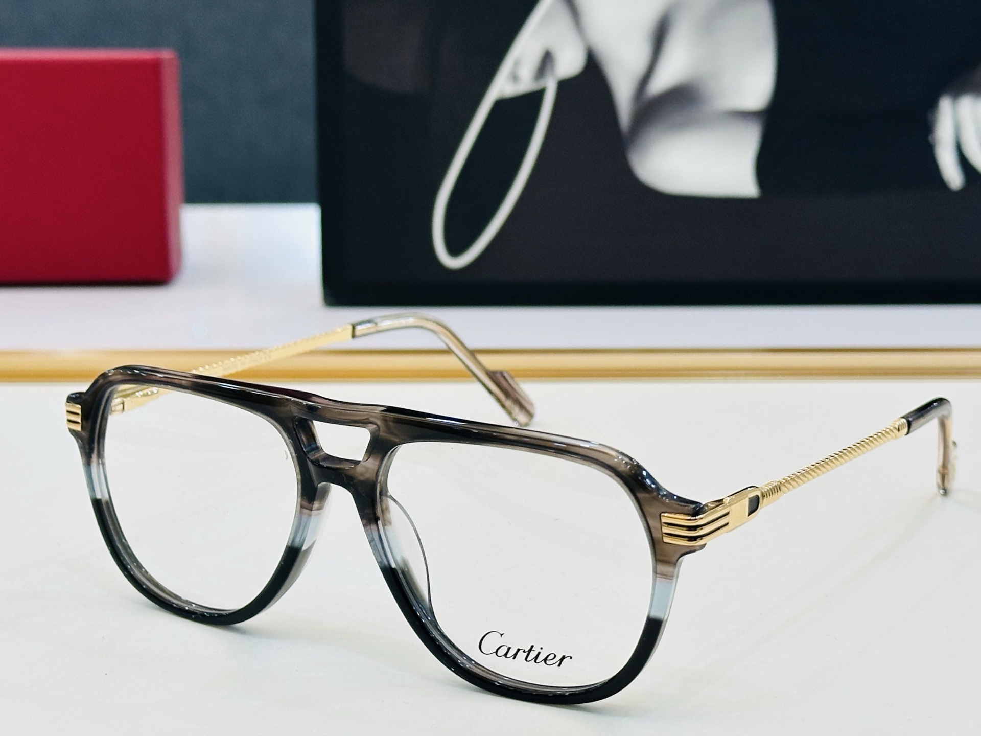 Cartier-卡家 ✨CT0471S Size：54口16-145 不挑脸型 简约大气 时尚休闲 👌👃