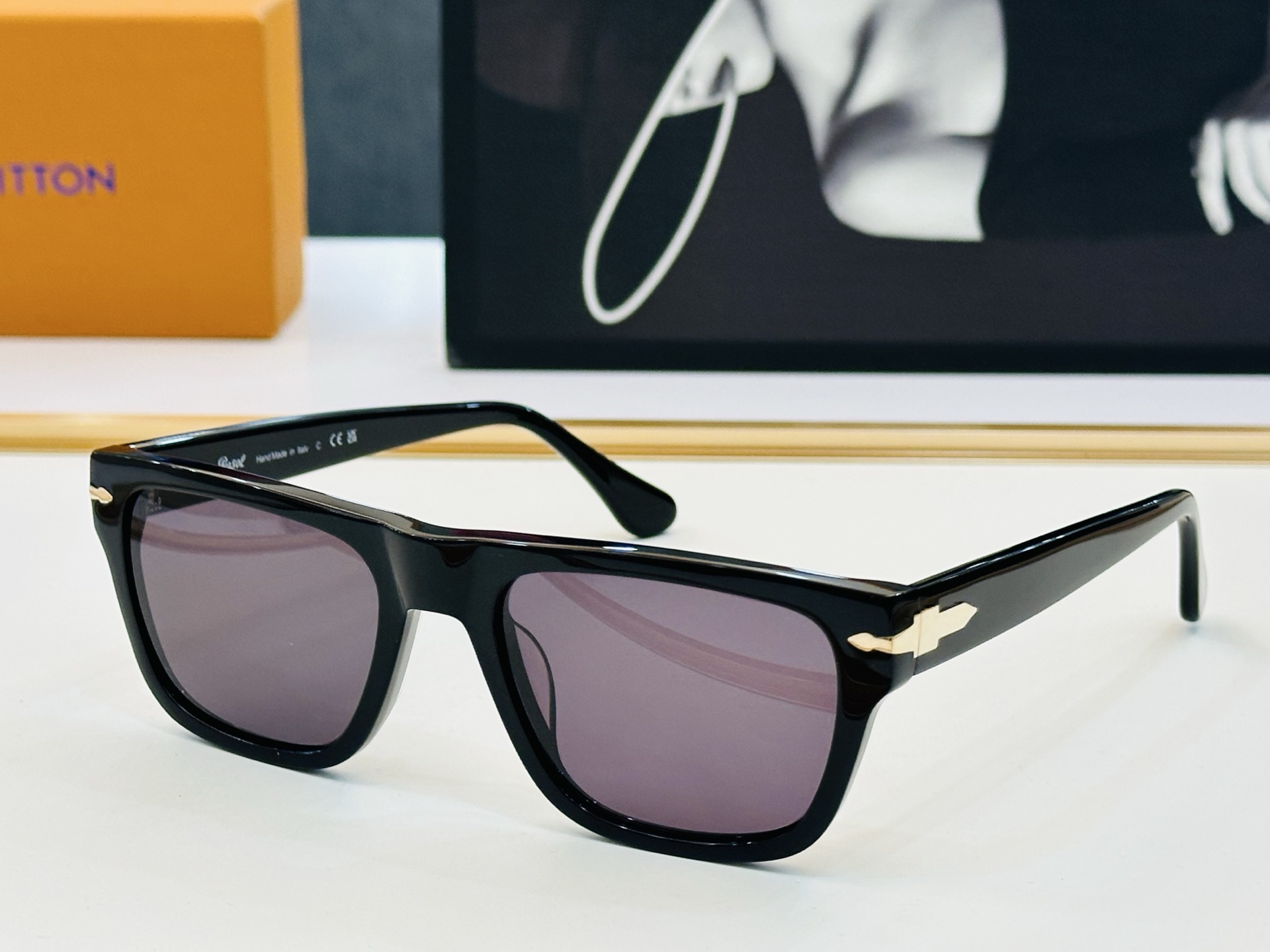 Persol❤️🔺MODEL：PO3348-S  ❤️SIZE：54口21-145 板材框  C太阳镜 