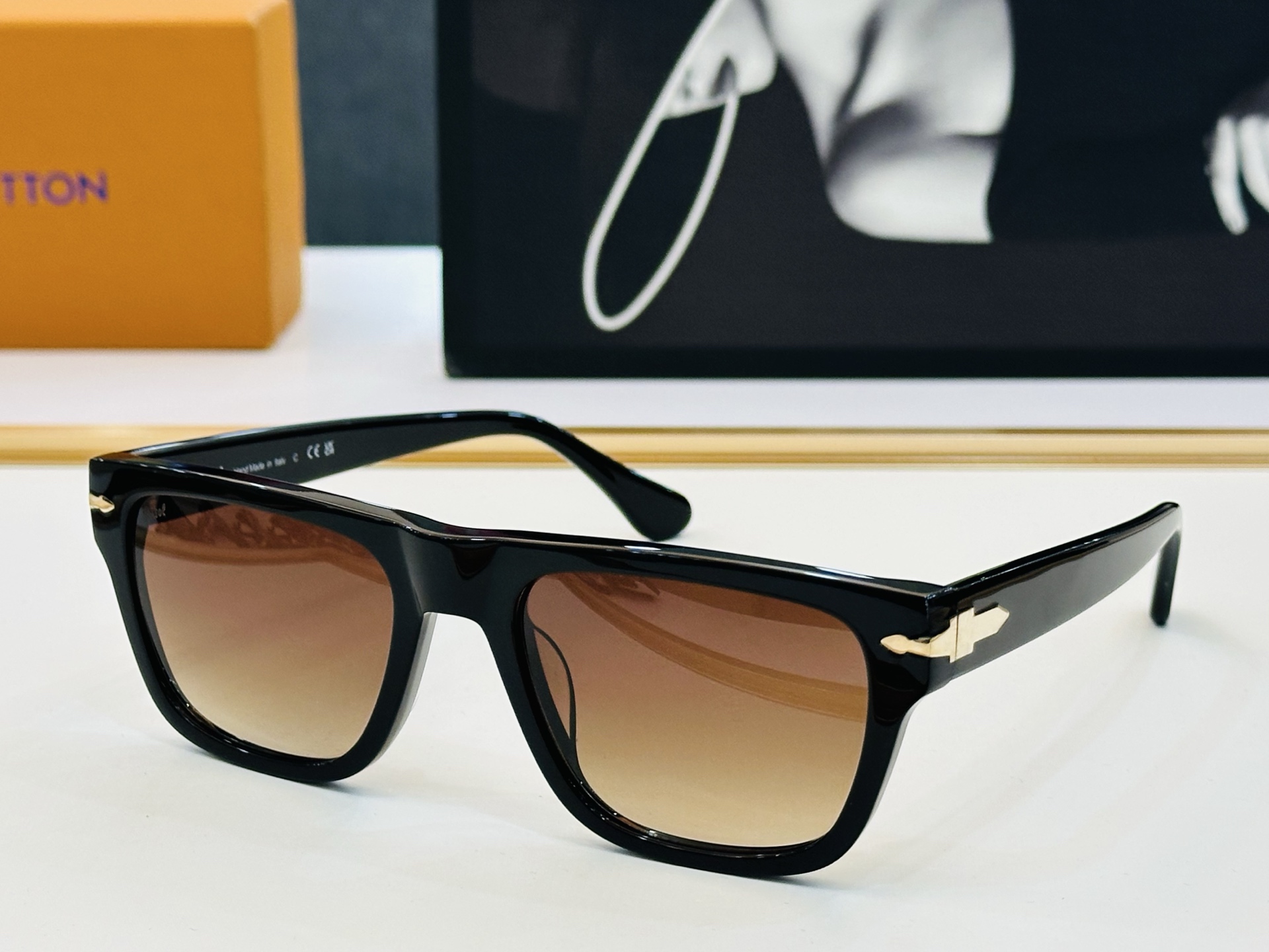Persol❤️🔺MODEL：PO3348-S  ❤️SIZE：54口21-145 板材框  C太阳镜 