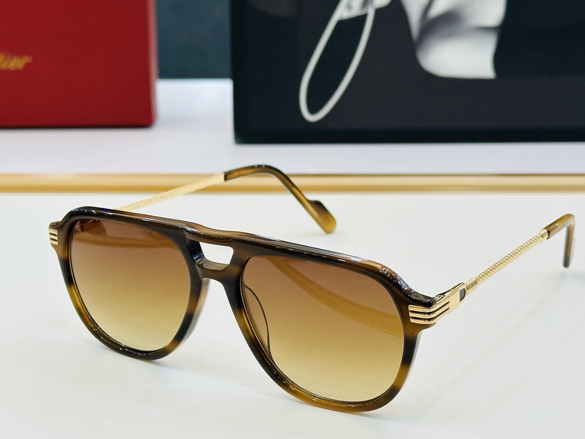 Cartier-卡家 ✨CT0471S Size：54口16-145 不挑脸型 简约大气 时尚休闲 👌👃