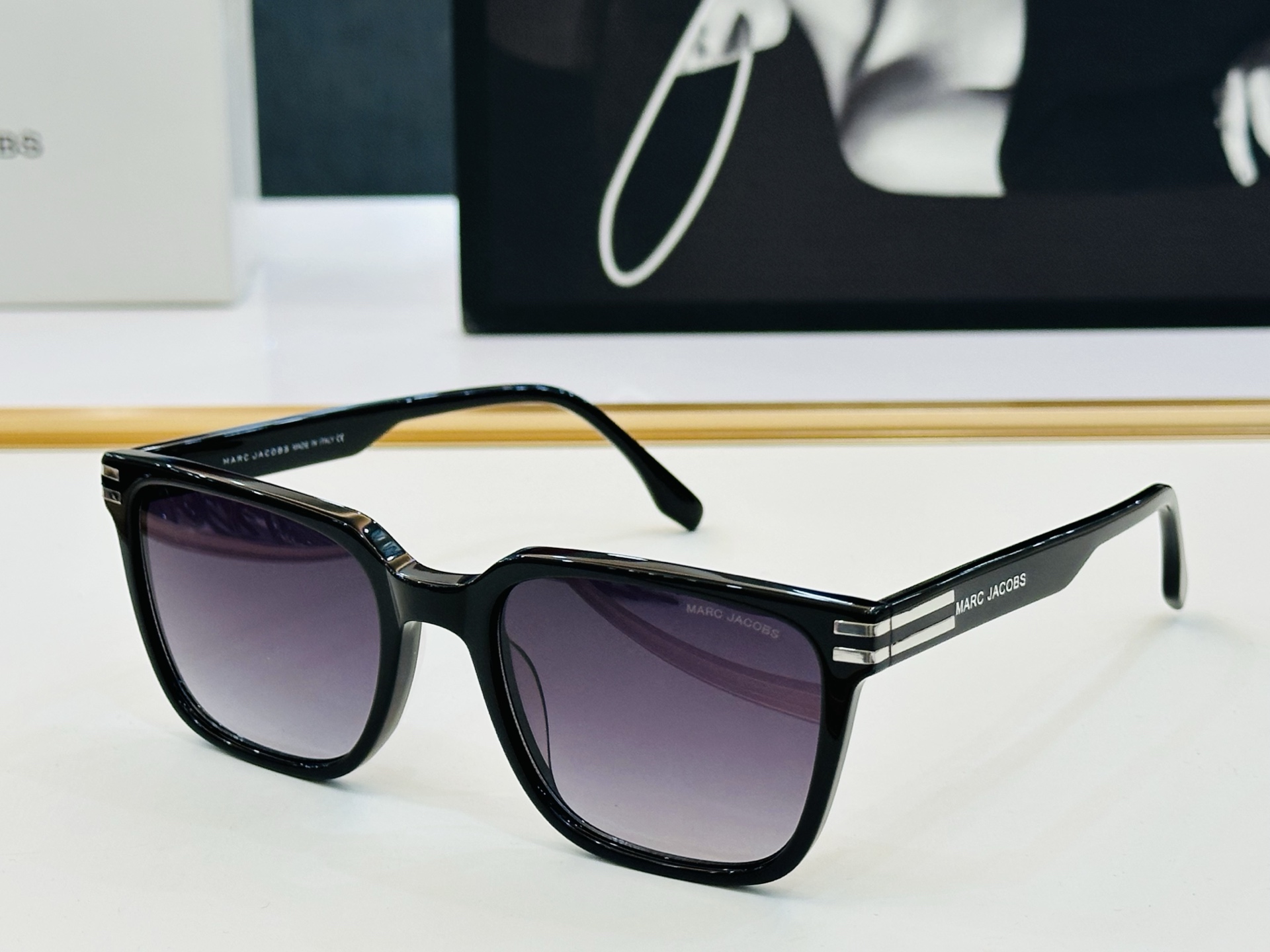 Marc jacobs 马杰家 MARC754  Size：54口20-145 采用今年流行的板材 L完
