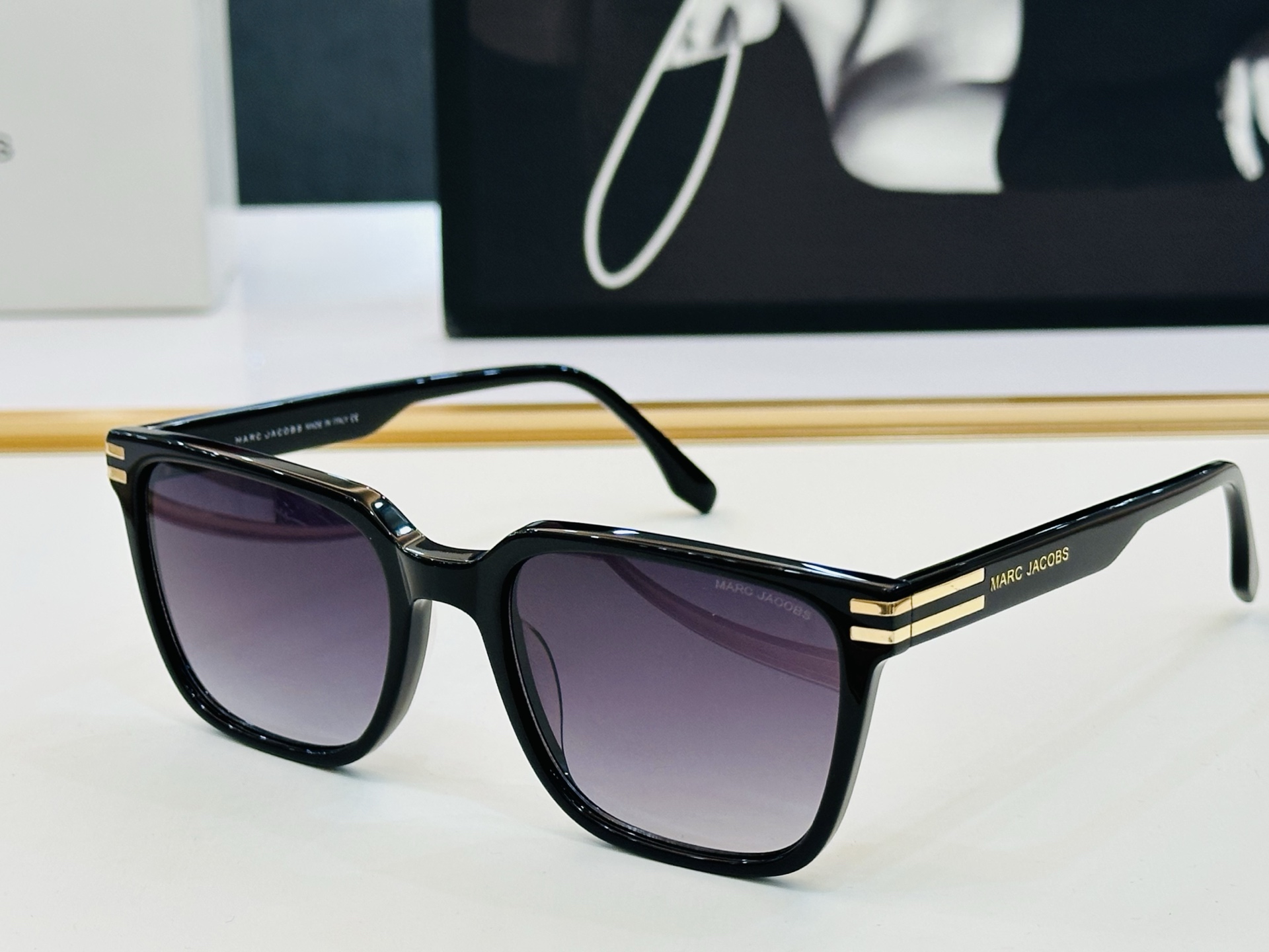 Marc jacobs 马杰家 MARC754  Size：54口20-145 采用今年流行的板材 L完