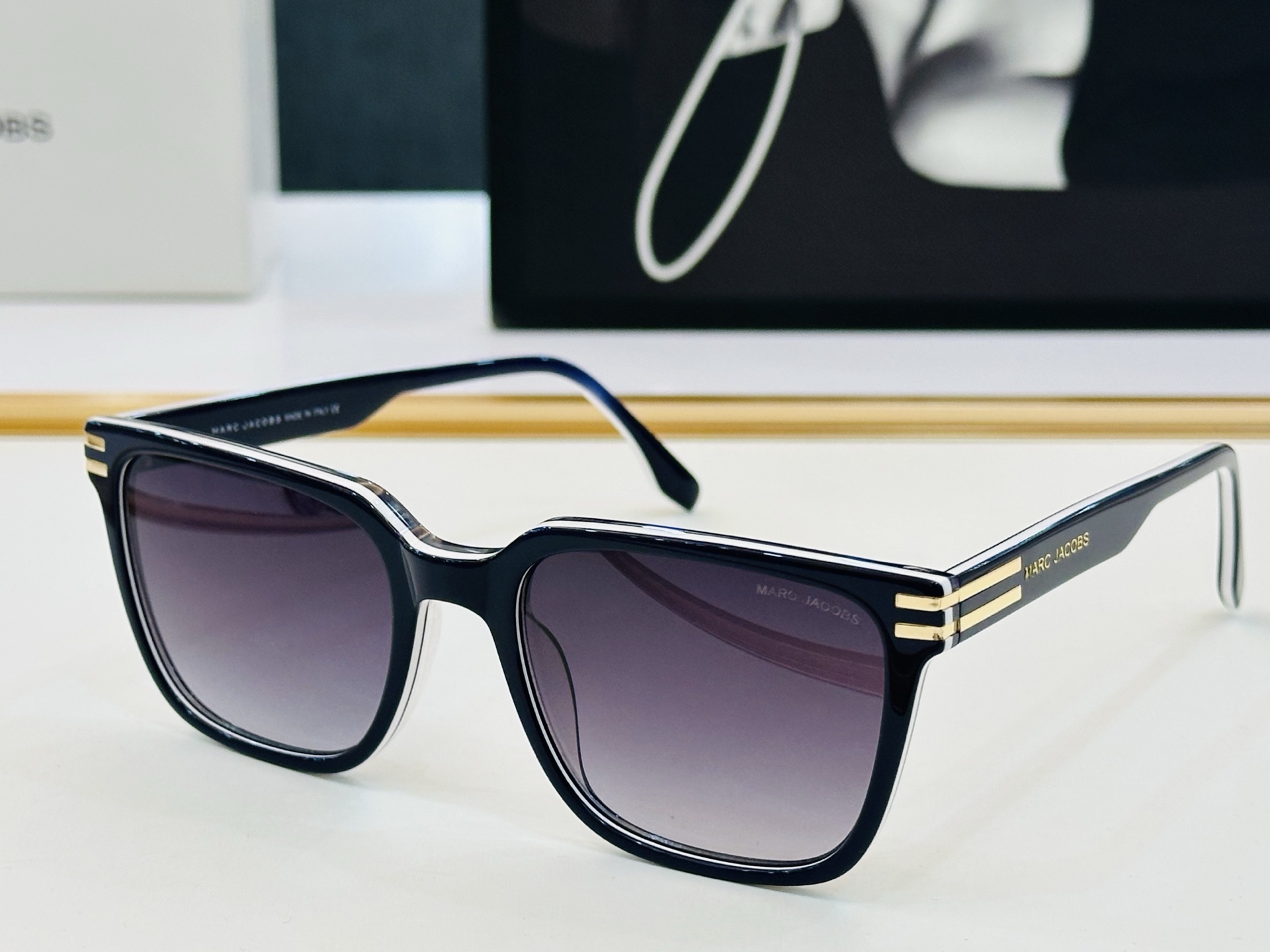 Marc jacobs 马杰家 MARC754  Size：54口20-145 采用今年流行的板材 L完