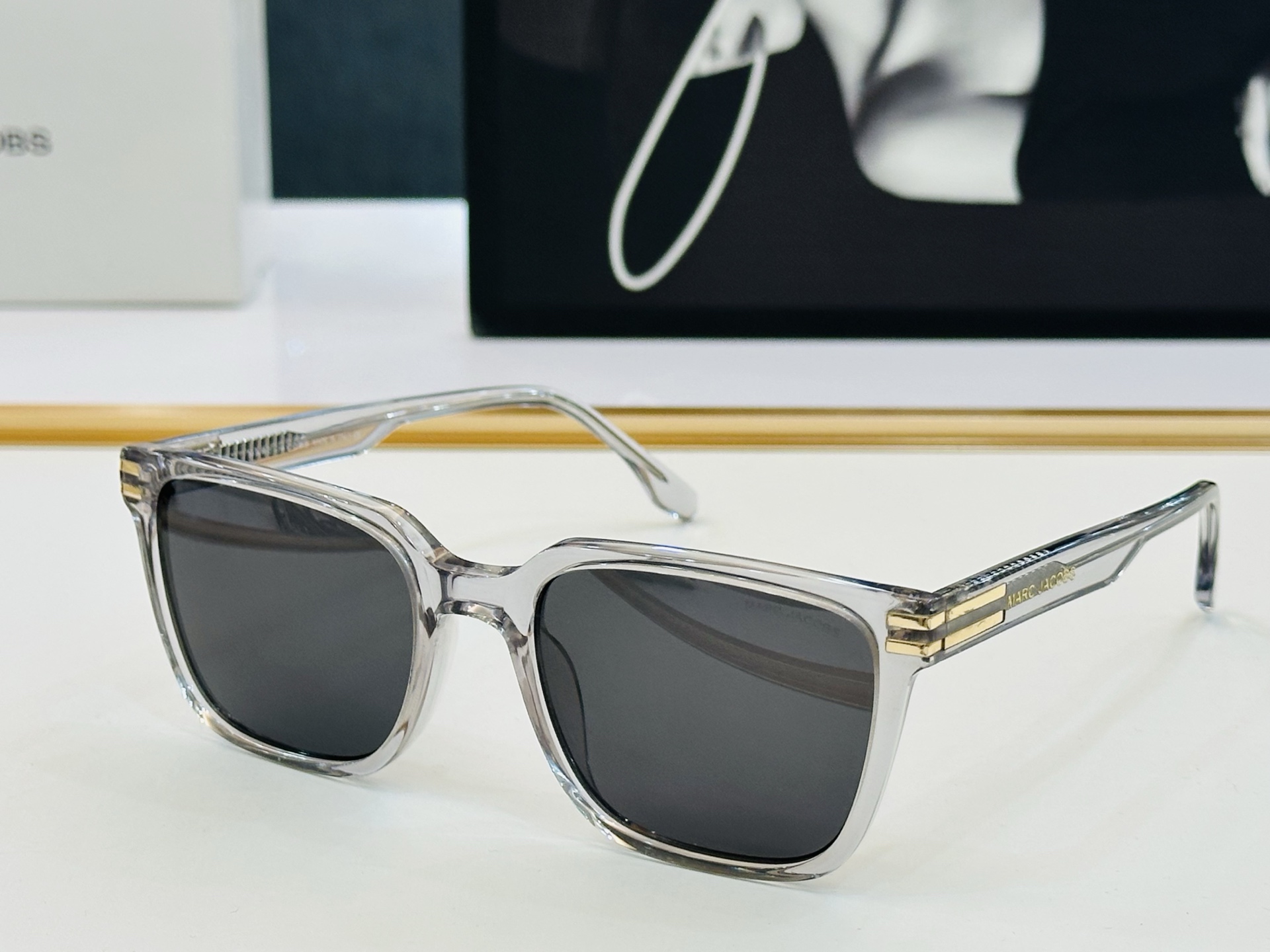 Marc jacobs 马杰家 MARC754  Size：54口20-145 采用今年流行的板材 L完