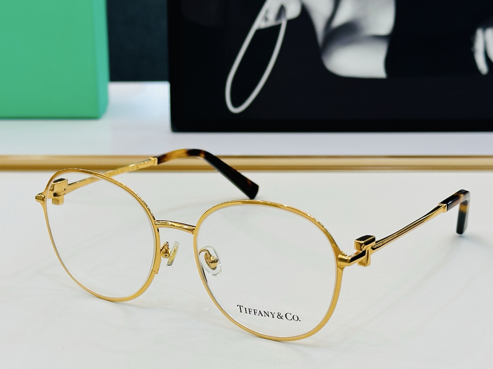 蒂芙家 Tiffany & CO. TF1161D Size：55口19-140 时尚太阳镜架 👍b多色