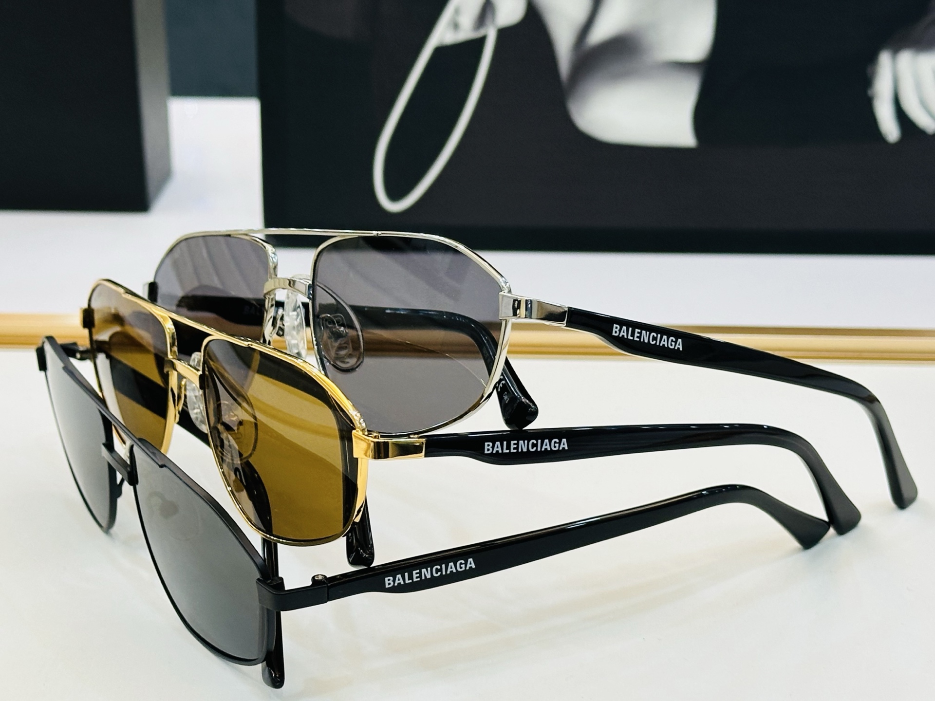 BALENCIAGA巴黎世家 BB0012S SIZE：58口16-140  最新 版型很特别的设计 F