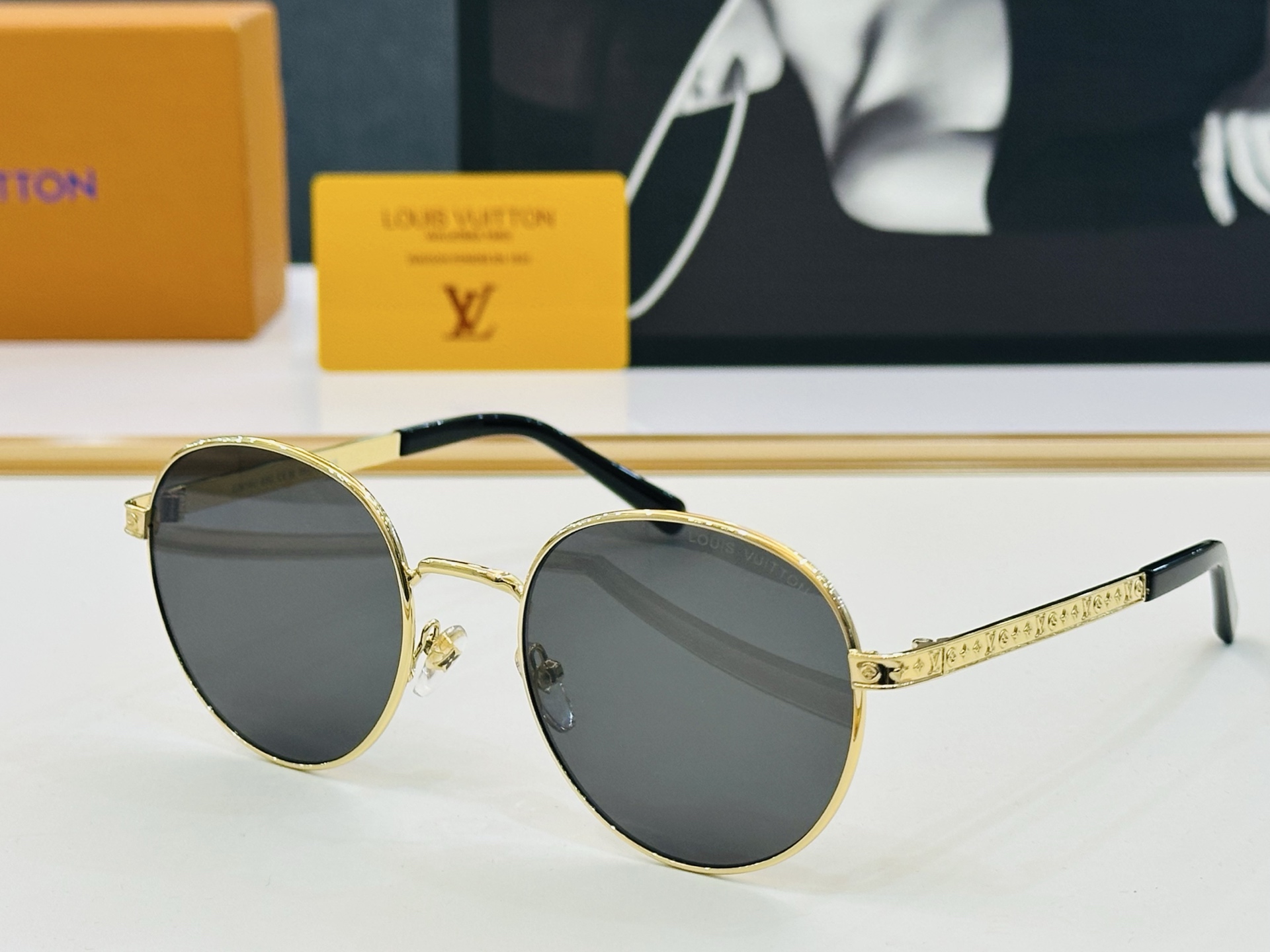 路易家 LOUIS *VUITON 原单高品质 Model Z2916U 高端货 Size：54口22-