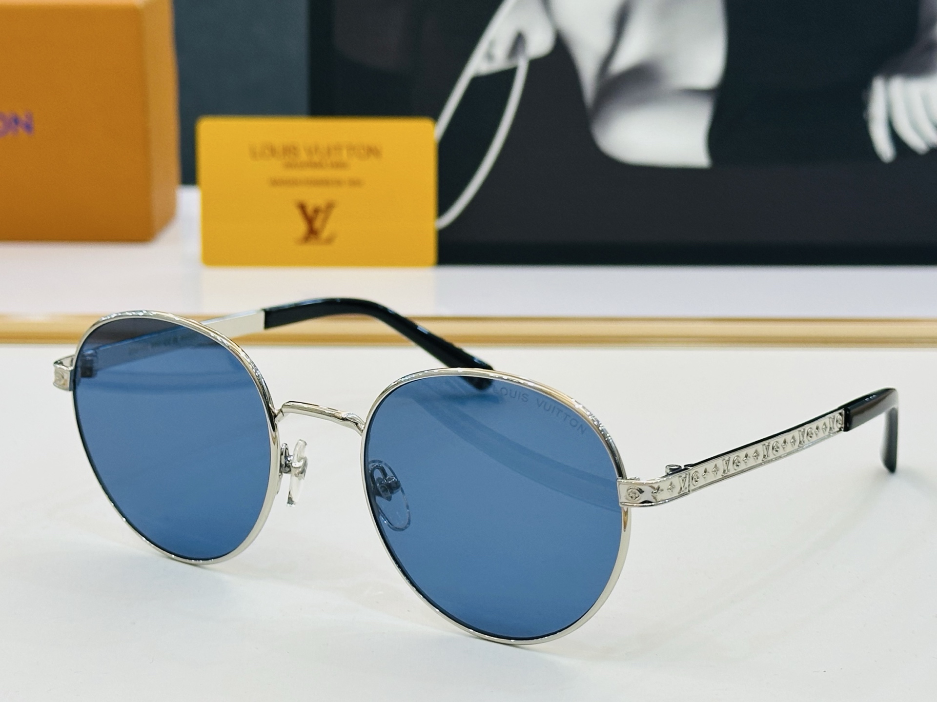 路易家 LOUIS *VUITON 原单高品质 Model Z2916U 高端货 Size：54口22-
