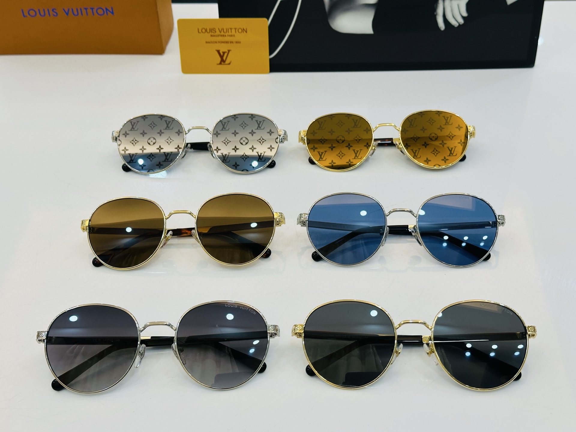路易家 LOUIS *VUITON 原单高品质 Model Z2916U 高端货 Size：54口22-