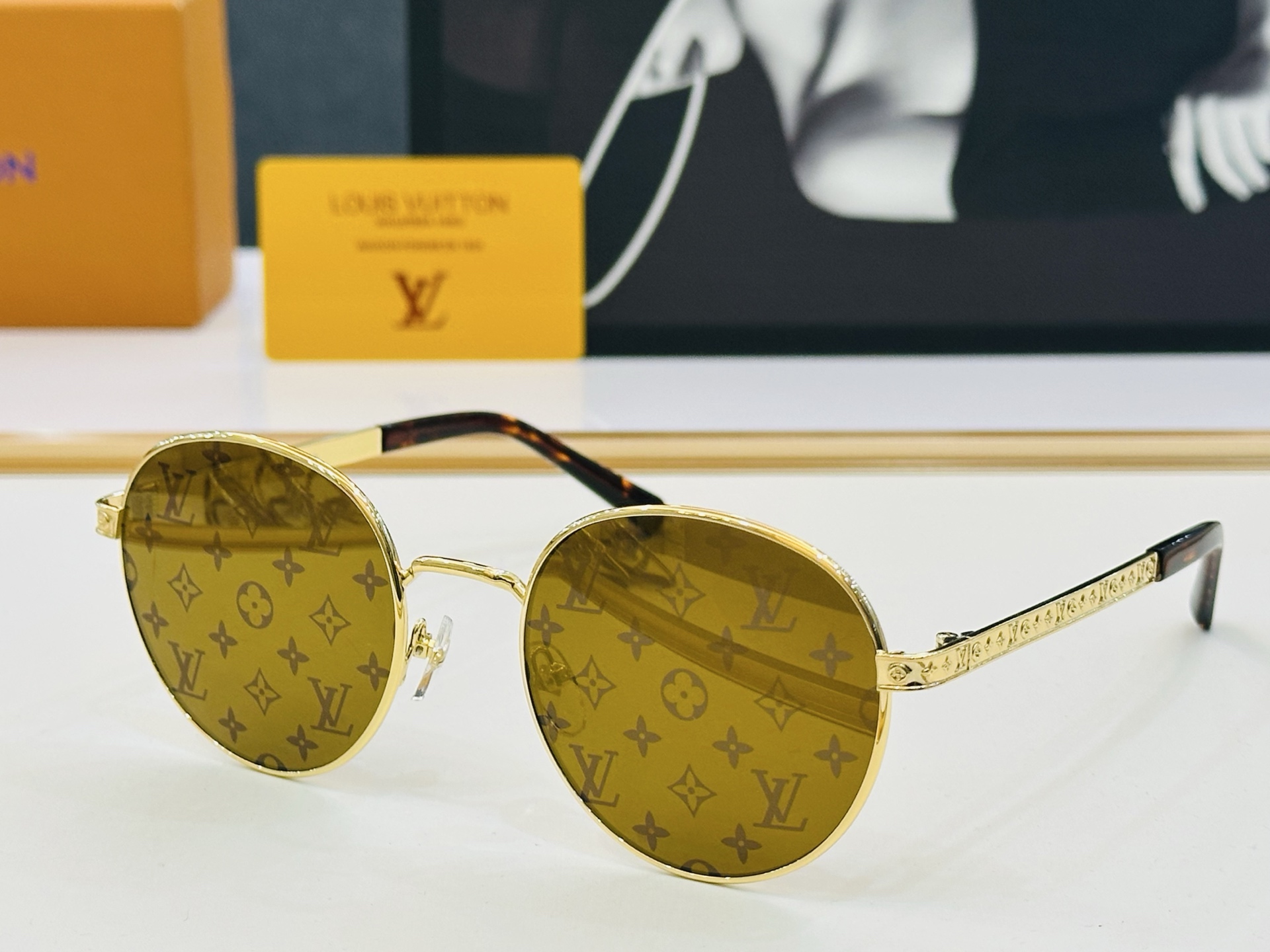 路易家 LOUIS *VUITON 原单高品质 Model Z2916U 高端货 Size：54口22-
