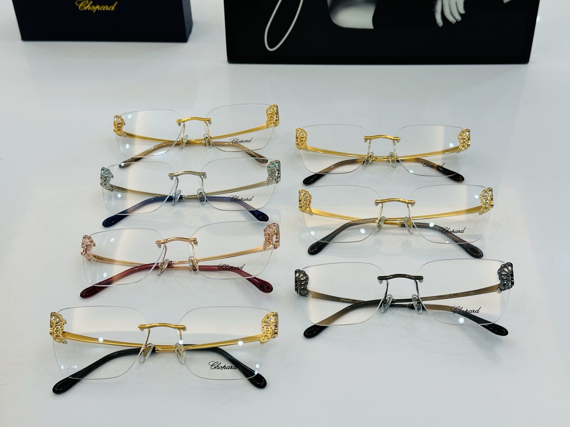 原版 ChoPard肖邦 MODEL VCHL435LS Size：61口17-145 以现代时尚的设计