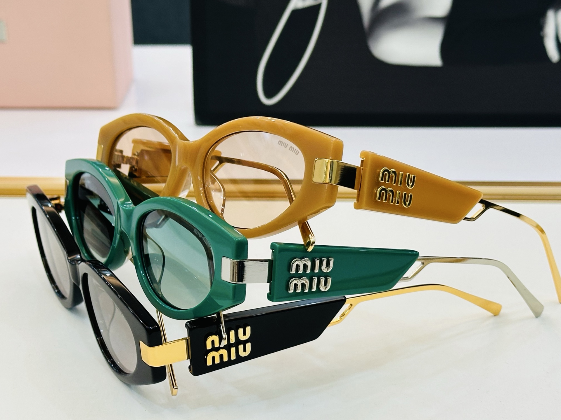 谬家 MU130AV Size：52口17-142  女士太阳眼镜 玫瑰玫瑰 高档 L时尚墨镜潮人强强太