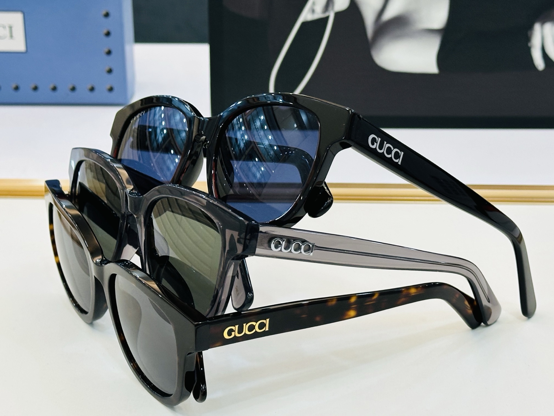 GUCC* 古家 GG1797SK 🐝🐝系列 Size：55口19-145 🍁🍁E超绝品质 。 