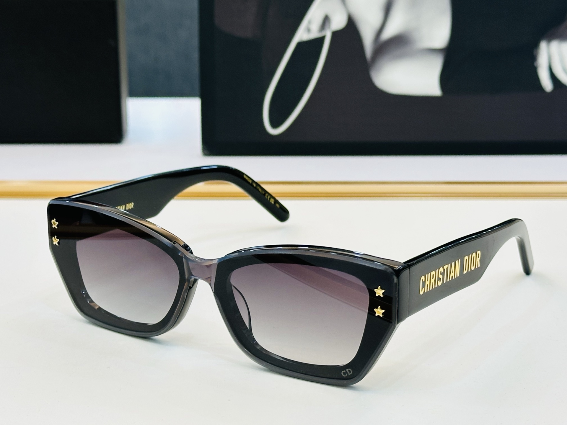 🔻🔻🔻DIO* 迪家 DSGTA32UCR Size：53口19-140 春夏款墨镜 😎🔆 XL搭配镜腿