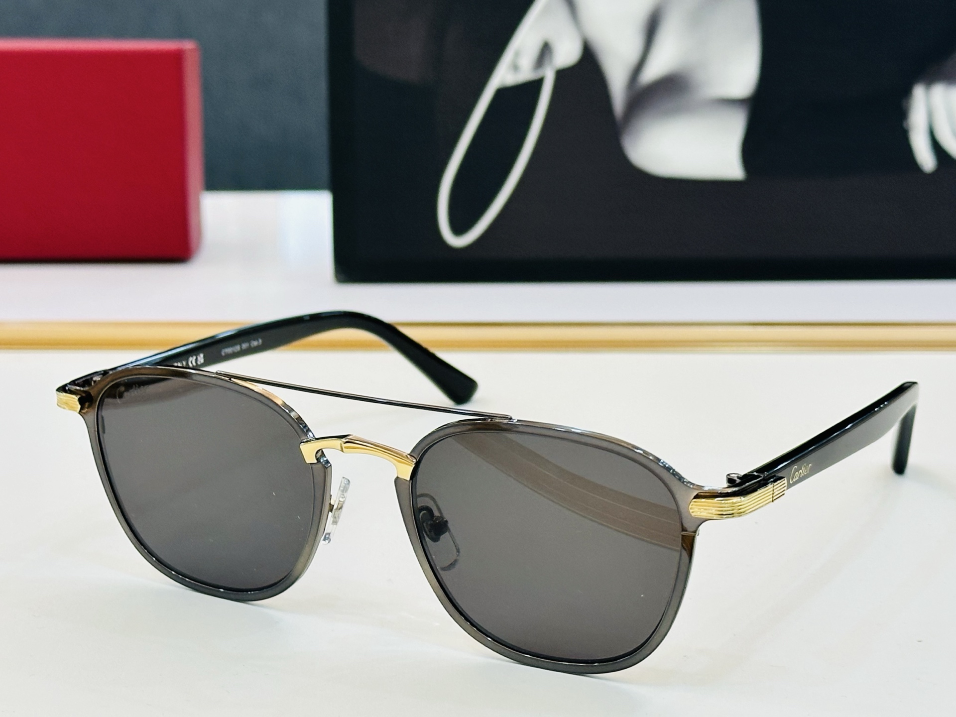Cartie* 卡家 太阳镜 CT0012S Size：54口21-145 电镀工艺精湛气质十足！CC男