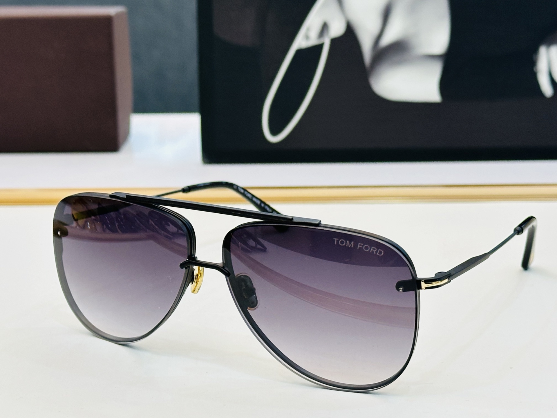 🆕款 TOM FORD🏇汤姆家 MODELTF1071 size：62口12-145 🈷️😍时尚潮流 C