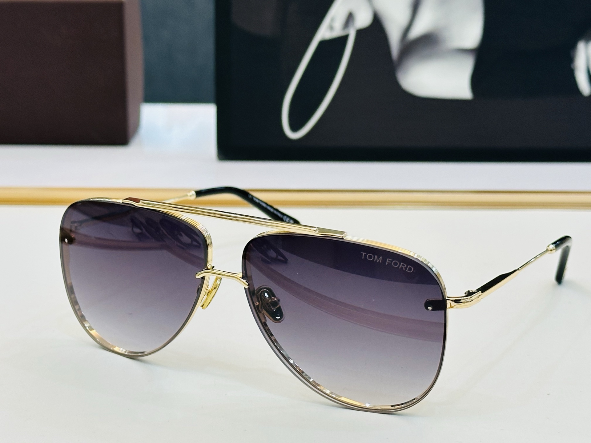 🆕款 TOM FORD🏇汤姆家 MODELTF1071 size：62口12-145 🈷️😍时尚潮流 C