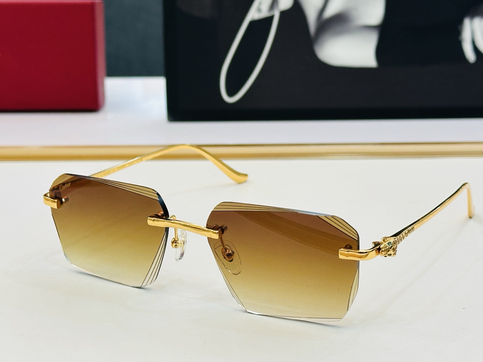 🆕 原版Cartie* 卡家 太阳镜 CT01589O Size：57口18-143 电镀工艺精湛大牌品