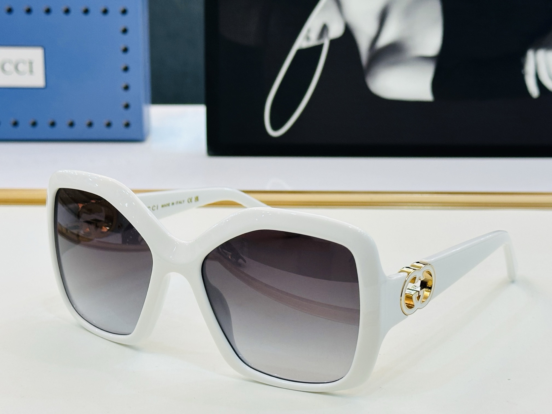 GUCC* 古家 GG2015S 🐝🐝系列 Size：59口19-140 🍁🍁 FD超绝品质太阳镜 。