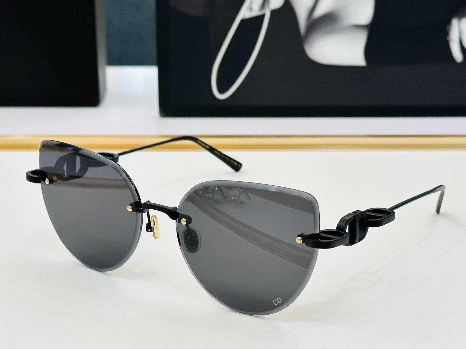 NO:366897,DIO* Dijia 48UCR Size61 17-130 spring and summer sunglasses with exquisite temples BM official website model with excellent quality glasses sunglasses, glasses, dior, dior19860909DIO* 迪家 48UCR Size61口17-130 春夏款墨镜 搭配镜腿精致 bm官网款 质量上佳 眼镜墨镜太阳镜,眼镜,dior,dior,glasses