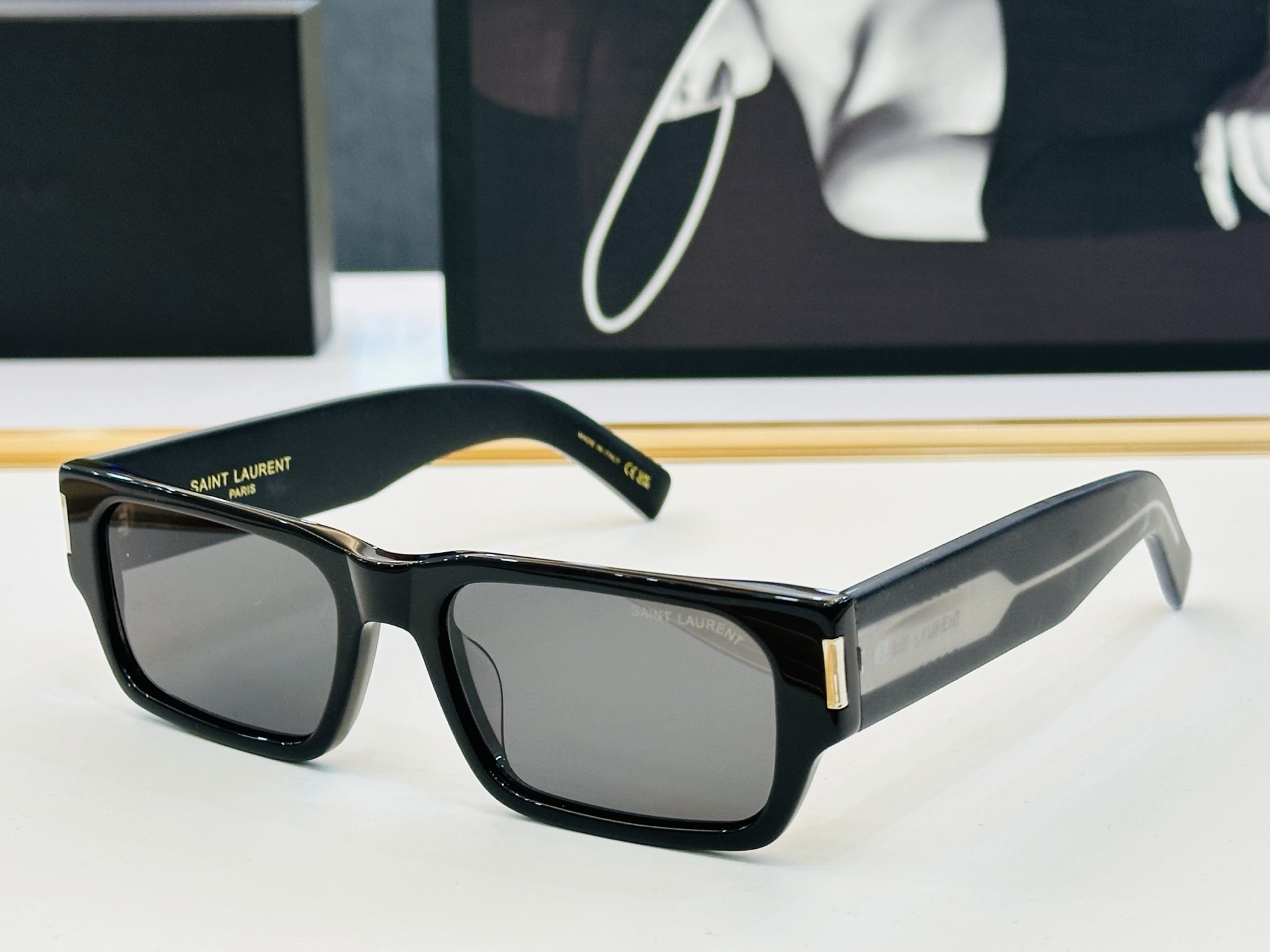 NO:366902,Internet celebrity hit Saint Laurent SL660 Size55 19-145 Metal design BM playful sweet texture excellent glasses sunglasses sunglasses, glasses, saint laurent19860909网红爆款 圣罗兰SL660 Size55口19-145 金属款设计 bm俏皮甜美质感超好 眼镜墨镜太阳镜,眼镜,saint laurent,glasses