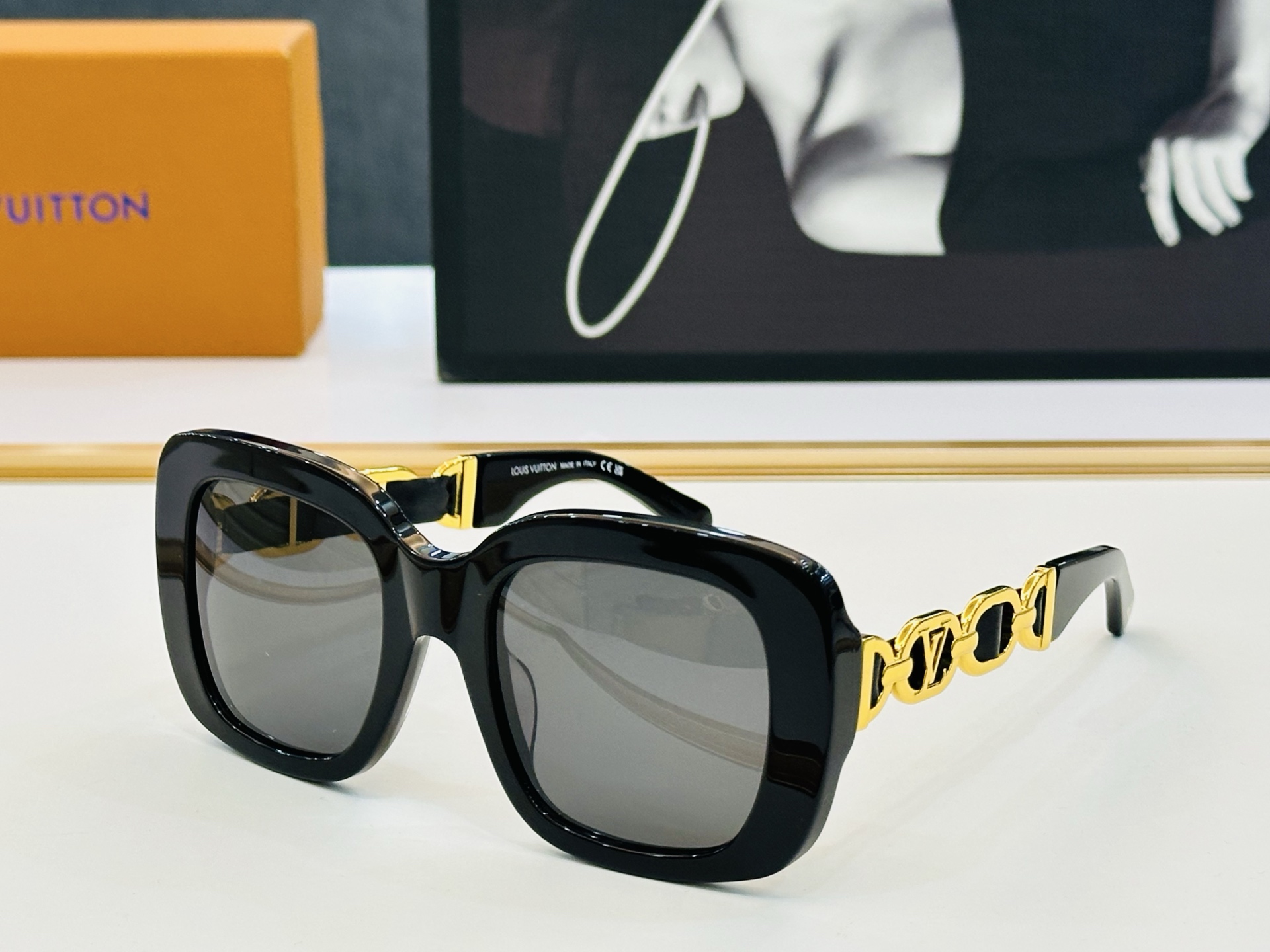 NO:366463,Louis Z2861U Size51 22-145 Vibrant Shows unique personality Shows you at the same time F High quality Glasses Sunglasses Sunglasses, Glasses, louis vuitton19860909路易家 Z2861U Size51口22-145 充满活力的 展现独特个性展现大气的你 F高品质 眼镜墨镜太阳镜,眼镜,louis vuitton,glasses