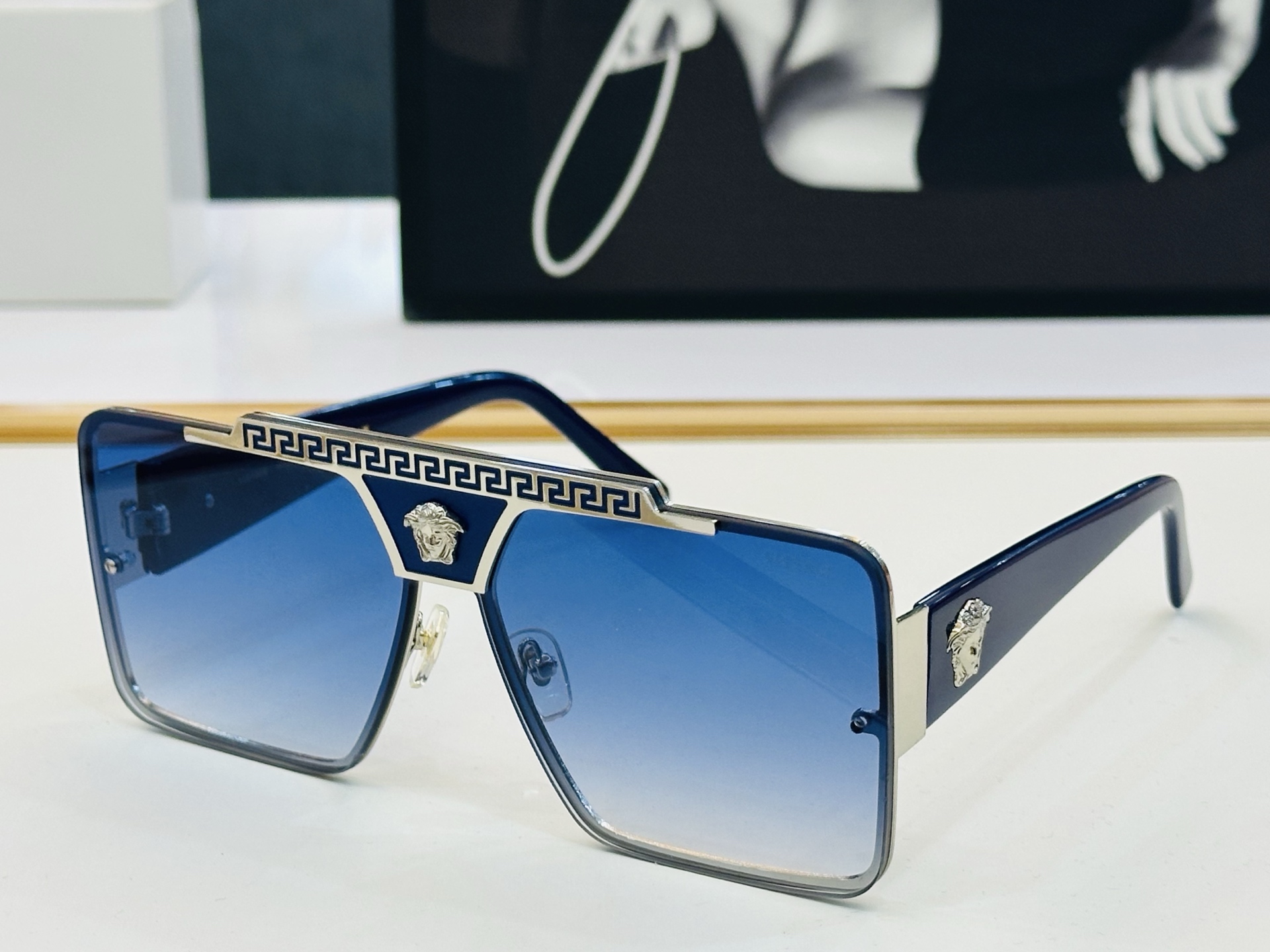 🎉🎉范思家 VERSACE✨MODEL：VE5722   Size：65口16-145 ✨K有范 