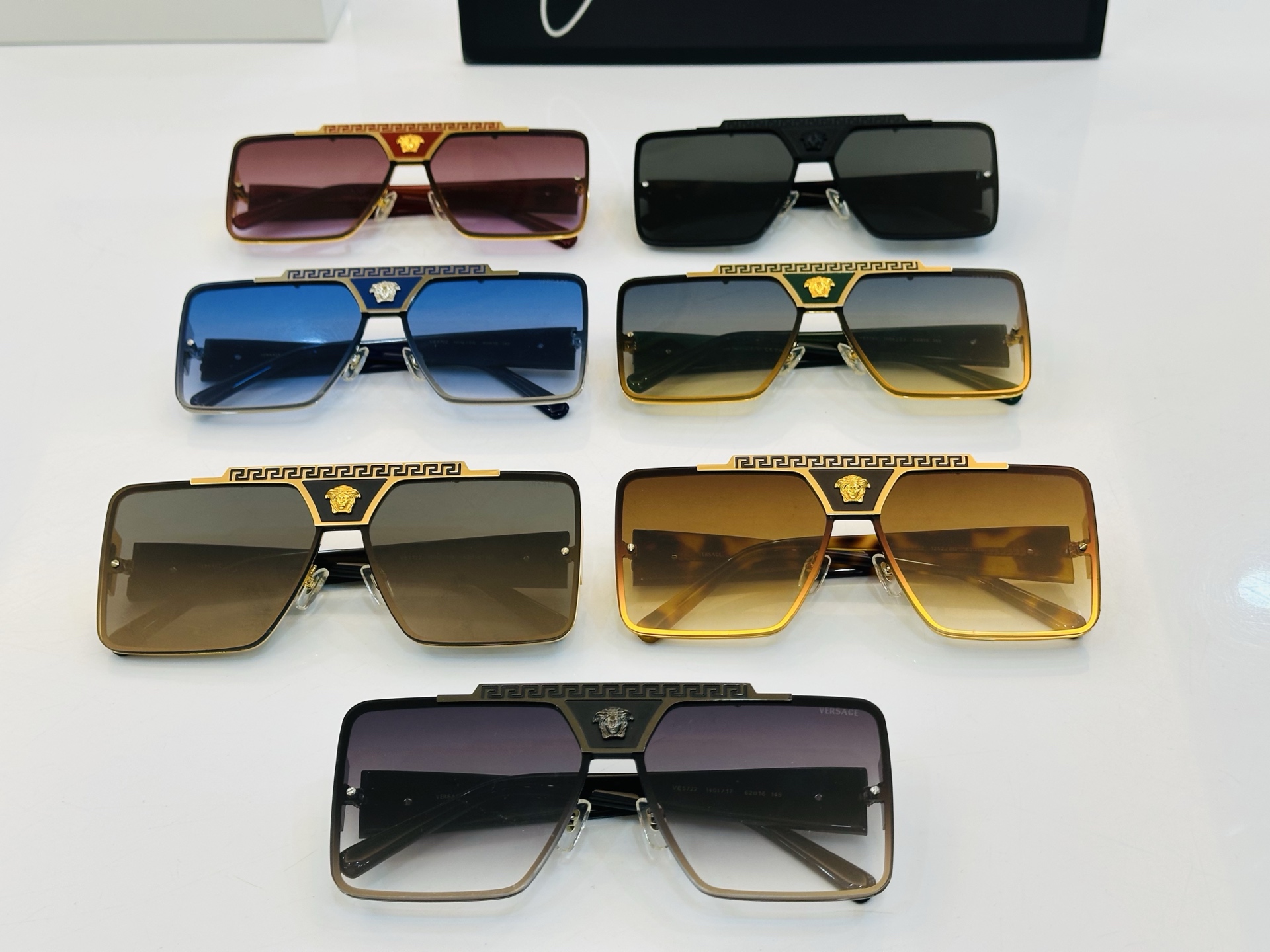🎉🎉范思家 VERSACE✨MODEL：VE5722   Size：65口16-145 ✨K有范 